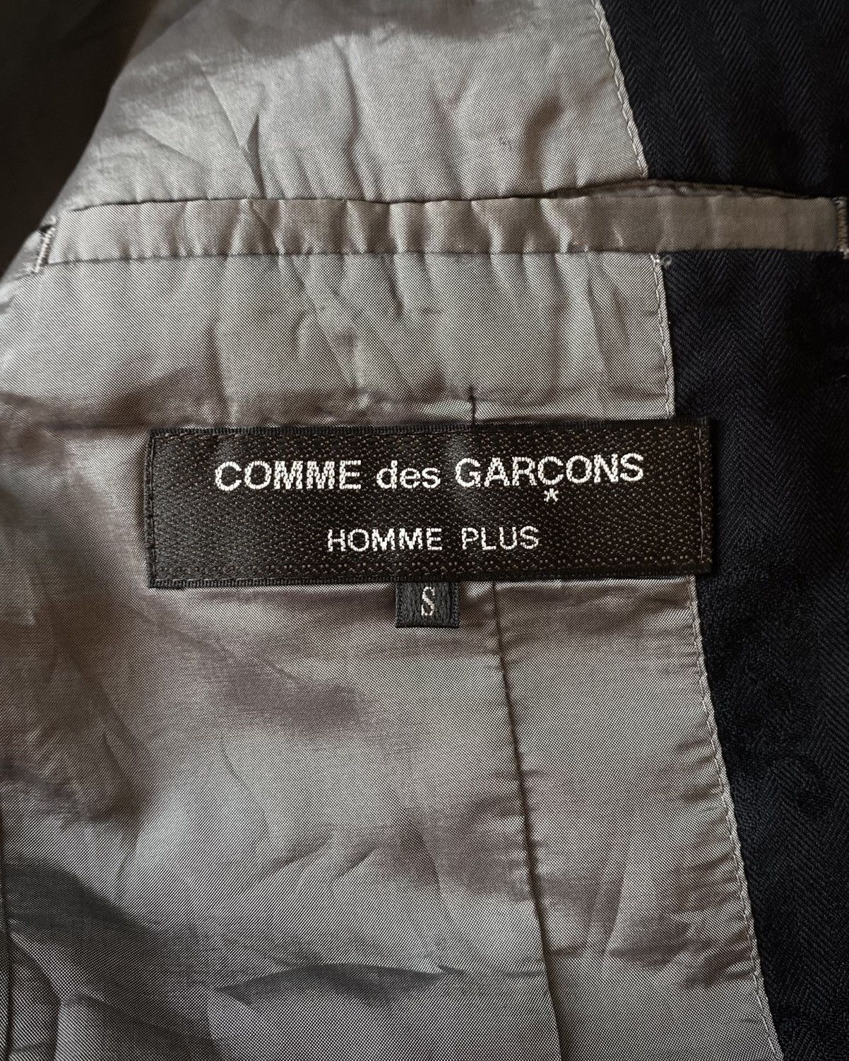 Comme des Garcons Homme Plus Comme des Garcons Homme Plus Floral Stencil 3/4 Blazer Size US S / EU 44-46 / 1 - 5 Thumbnail