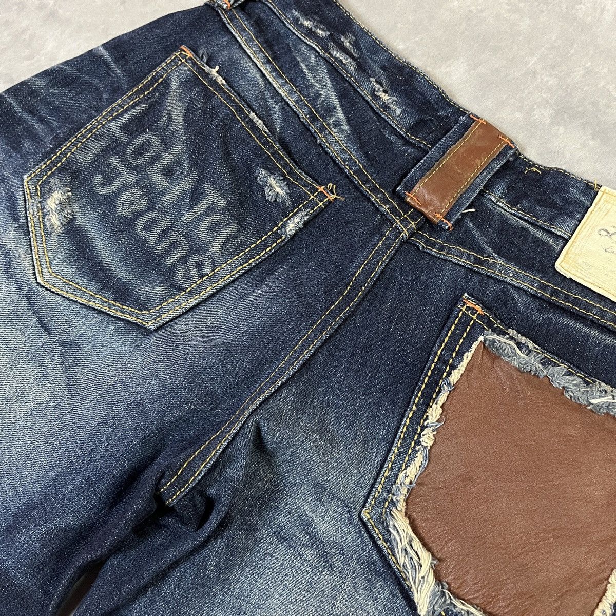 Japanese Brand 2000s Lolita Jeans - Distressed y2k Shorts Leather Pocket Size 33" - 12 Thumbnail