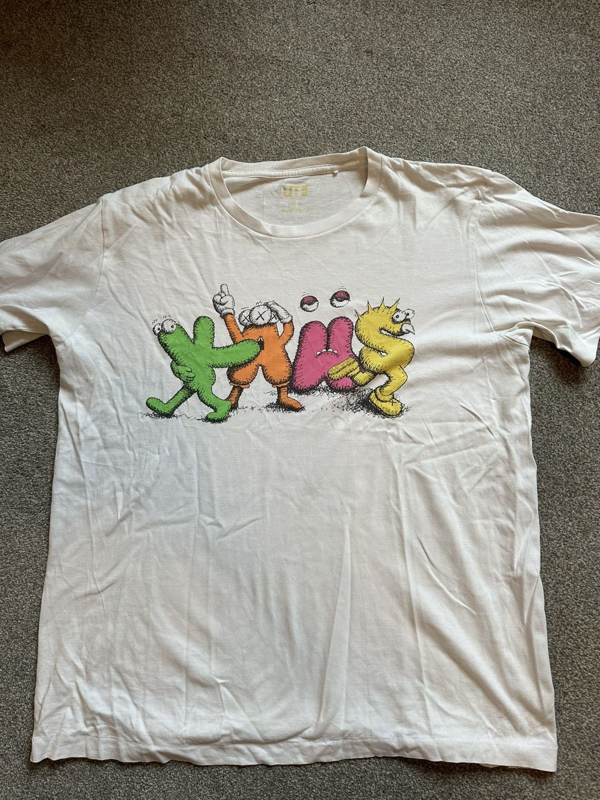 Kaws Kaws fuzzy letters 2016 Size US L / EU 52-54 / 3 - 1 Preview