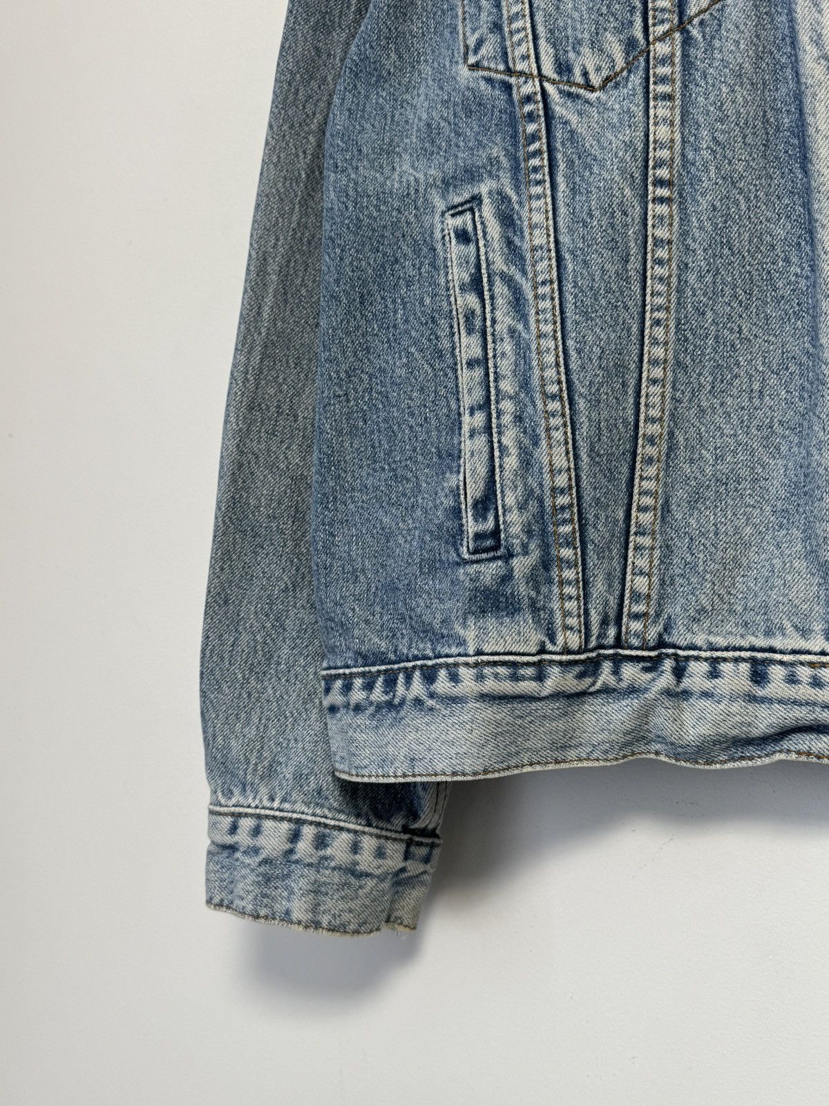 Levi's Vintage Clothing Levi’s Vintage Jacket Jeans Y2K style Hype Denim Size US XL / EU 56 / 4 - 5 Thumbnail