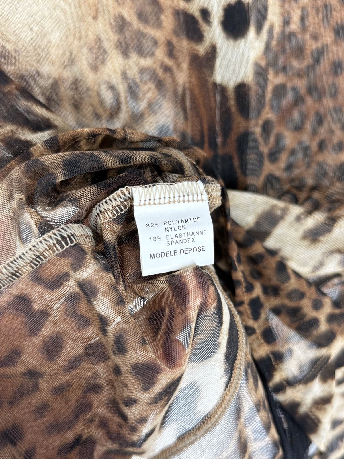 Vintage Y2K Vintage Anti-Flirt Cheetah Printed Sheer Mesh Blouse Size M / US 6-8 / IT 42-44 - 9 Thumbnail