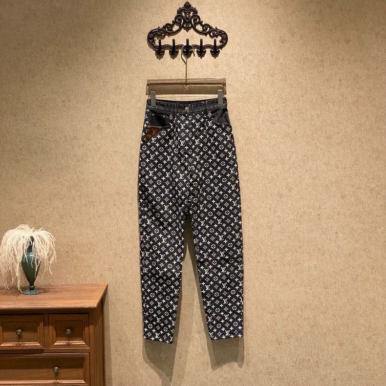 Louis Vuitton Louis Vuitton Black presbyopic full-print jeans Size US 34 / EU 50 - 1 Thumbnail
