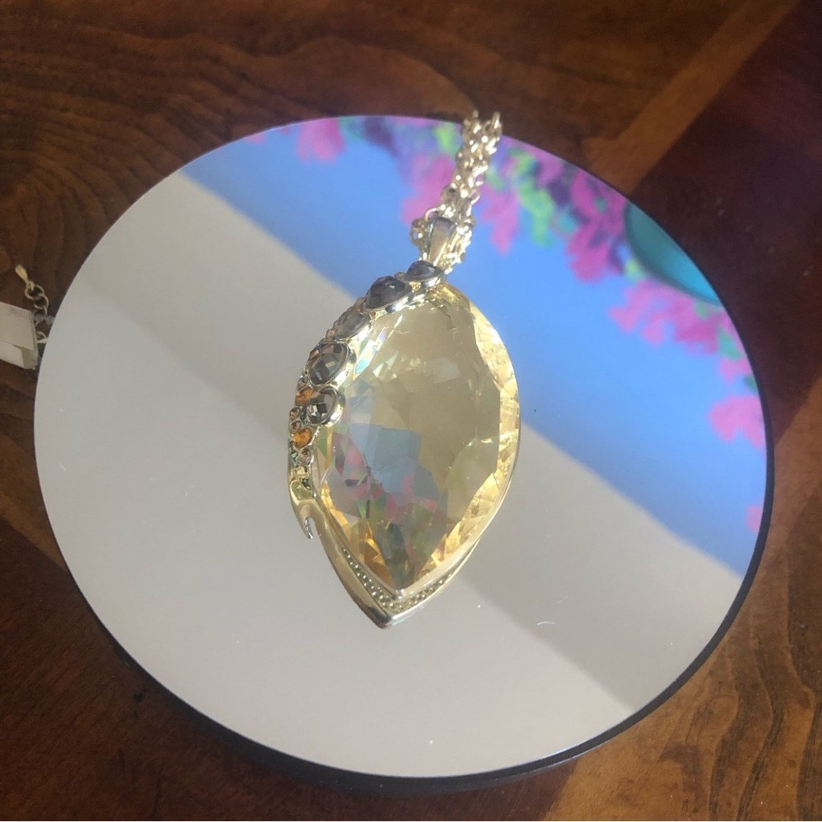 Jewelry Large marquis faceted light brown topaz crystal necklace NWT Size ONE SIZE - 8 Thumbnail