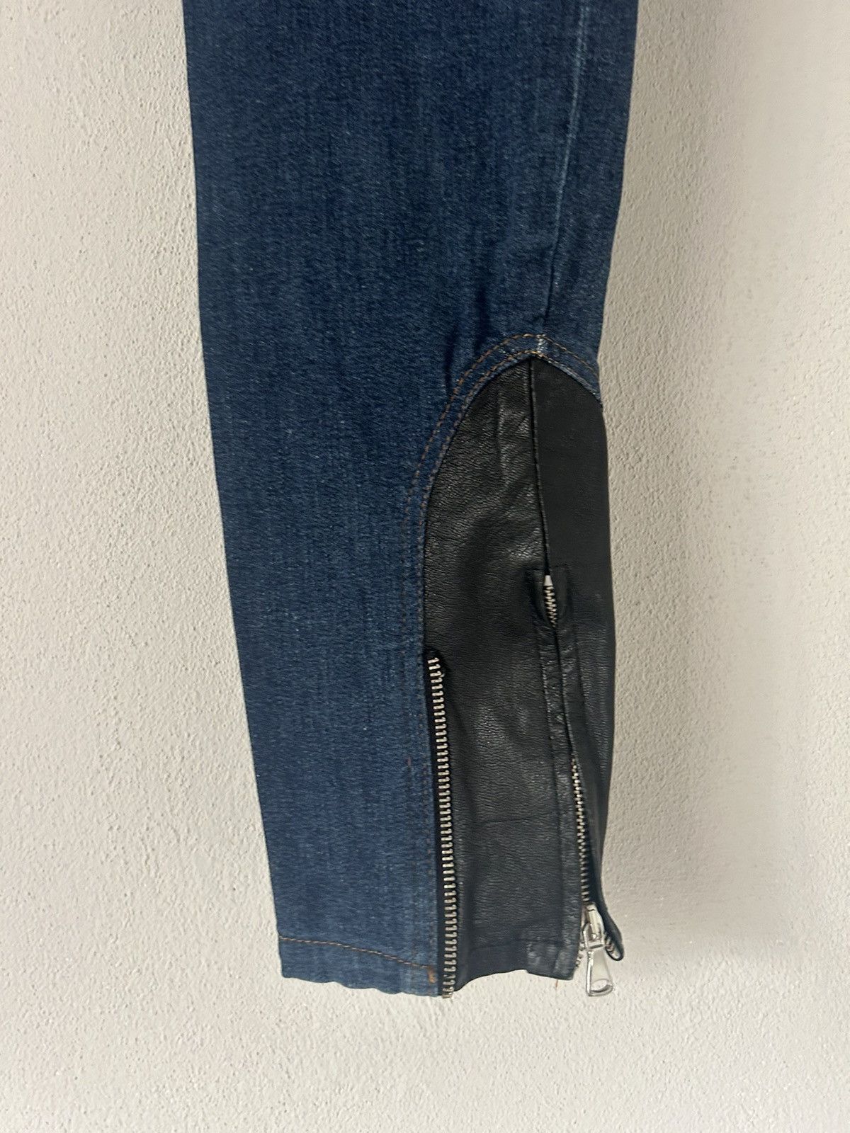 Dolce & Gabbana Denim Zipper Jeans with Leather Applications Size US 30 / EU 46 - 11 Thumbnail