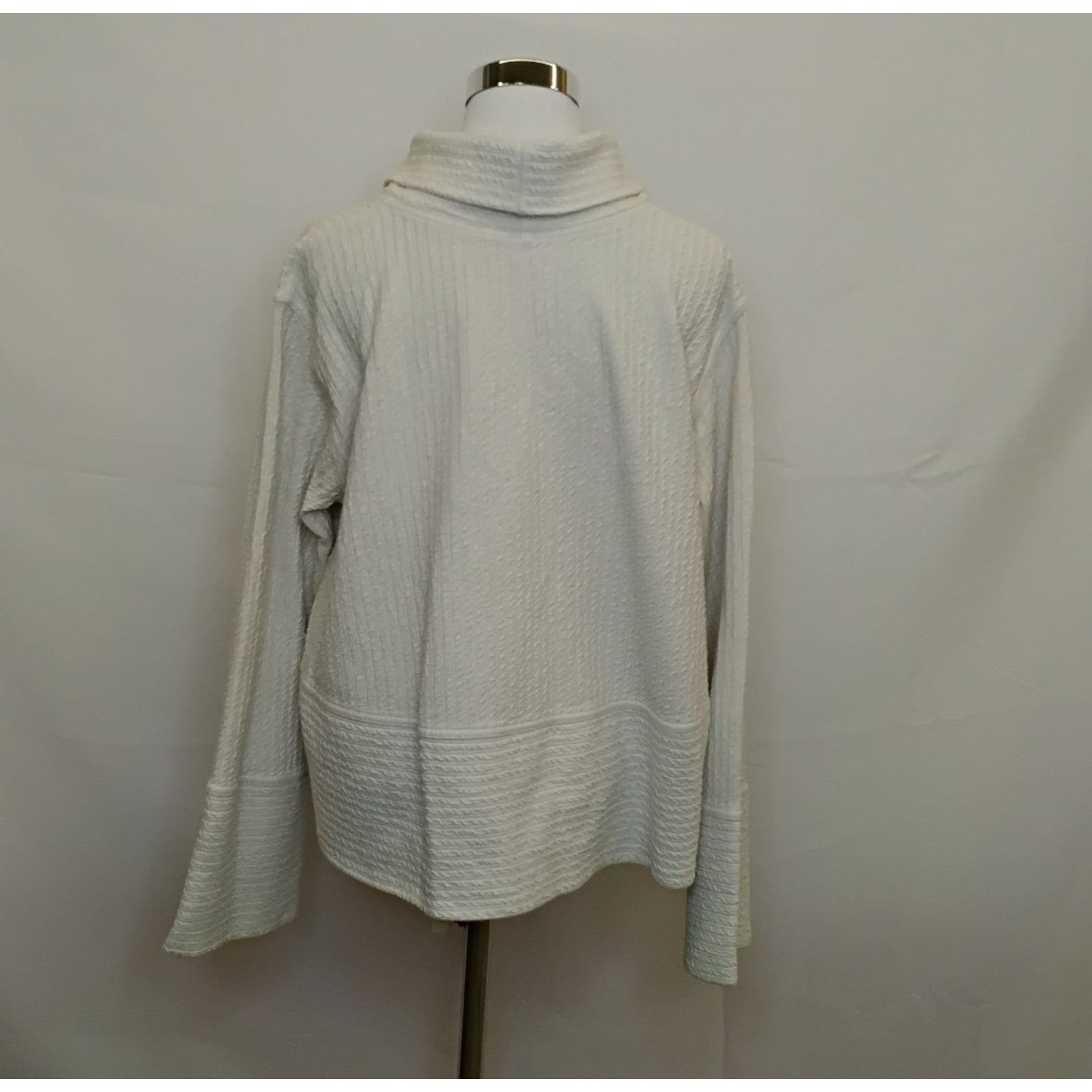 Lululemon Lululemon Funnel-Neck Sweater Women's M White Athleisure Size M / US 6-8 / IT 42-44 - 3 Thumbnail