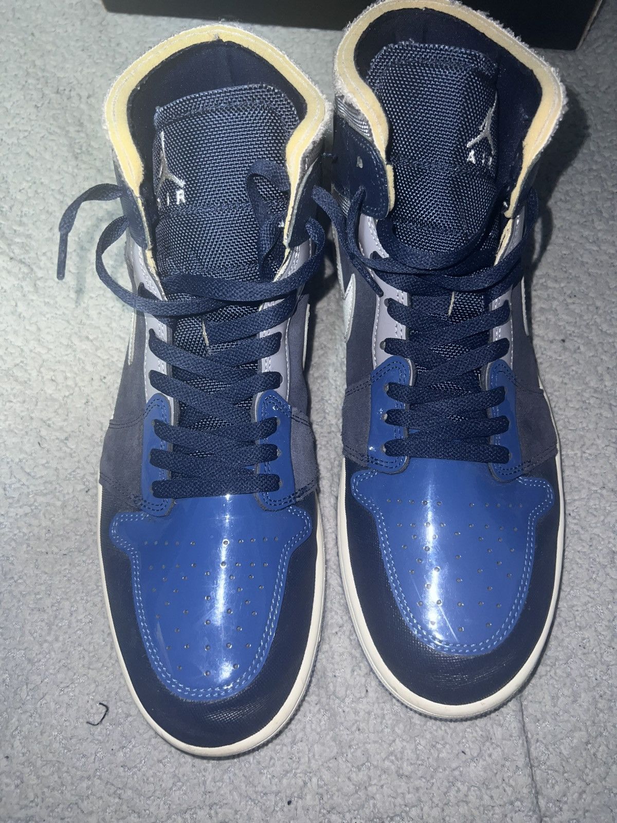 Jordan Brand Jordan 1 mid se craft Size US 13 / EU 46 - 3 Thumbnail