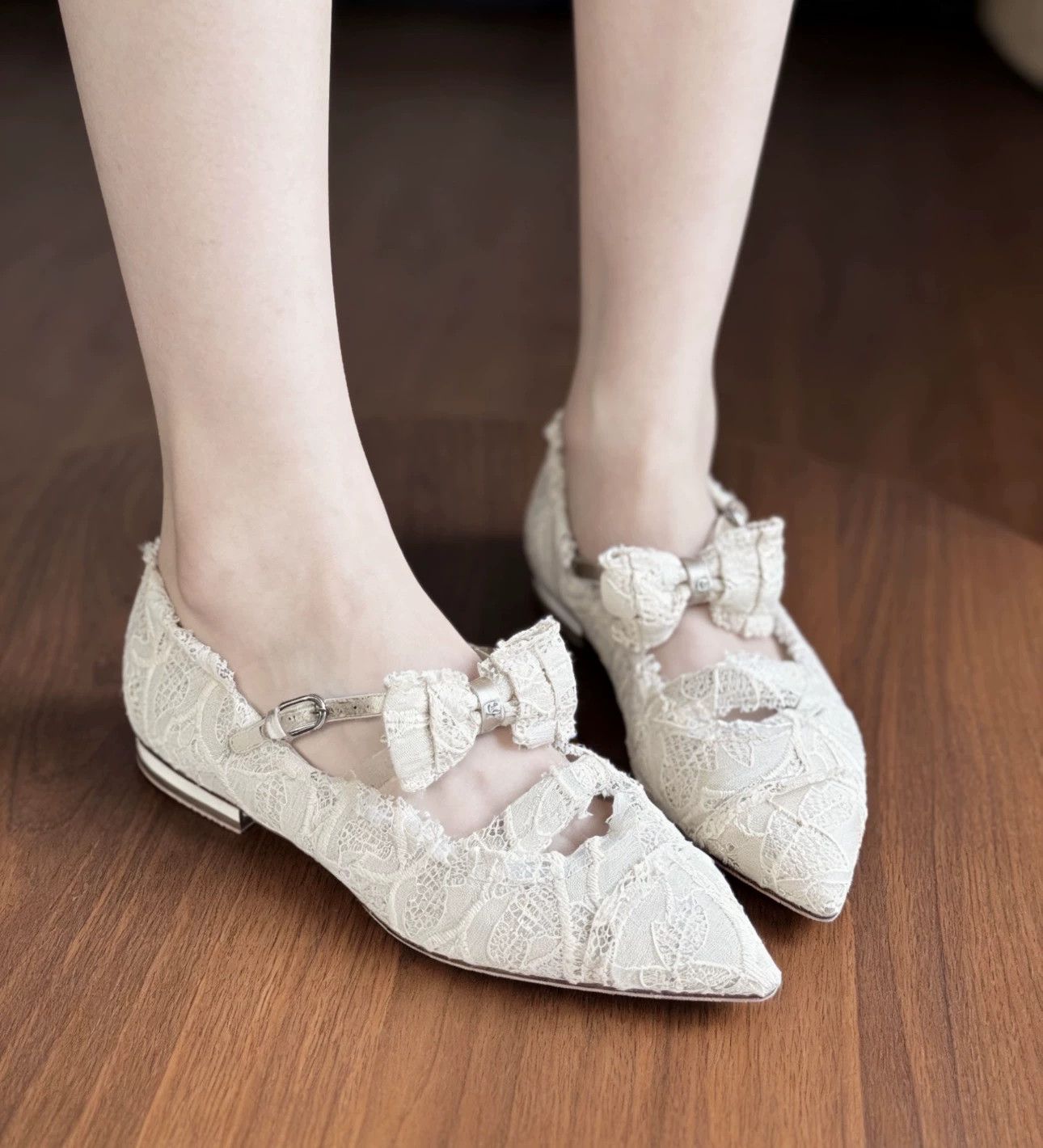 Chanel CHANEL 98 New Nude Lace Bow Flats 38C Size US 7 / IT 37 - 2 Thumbnail