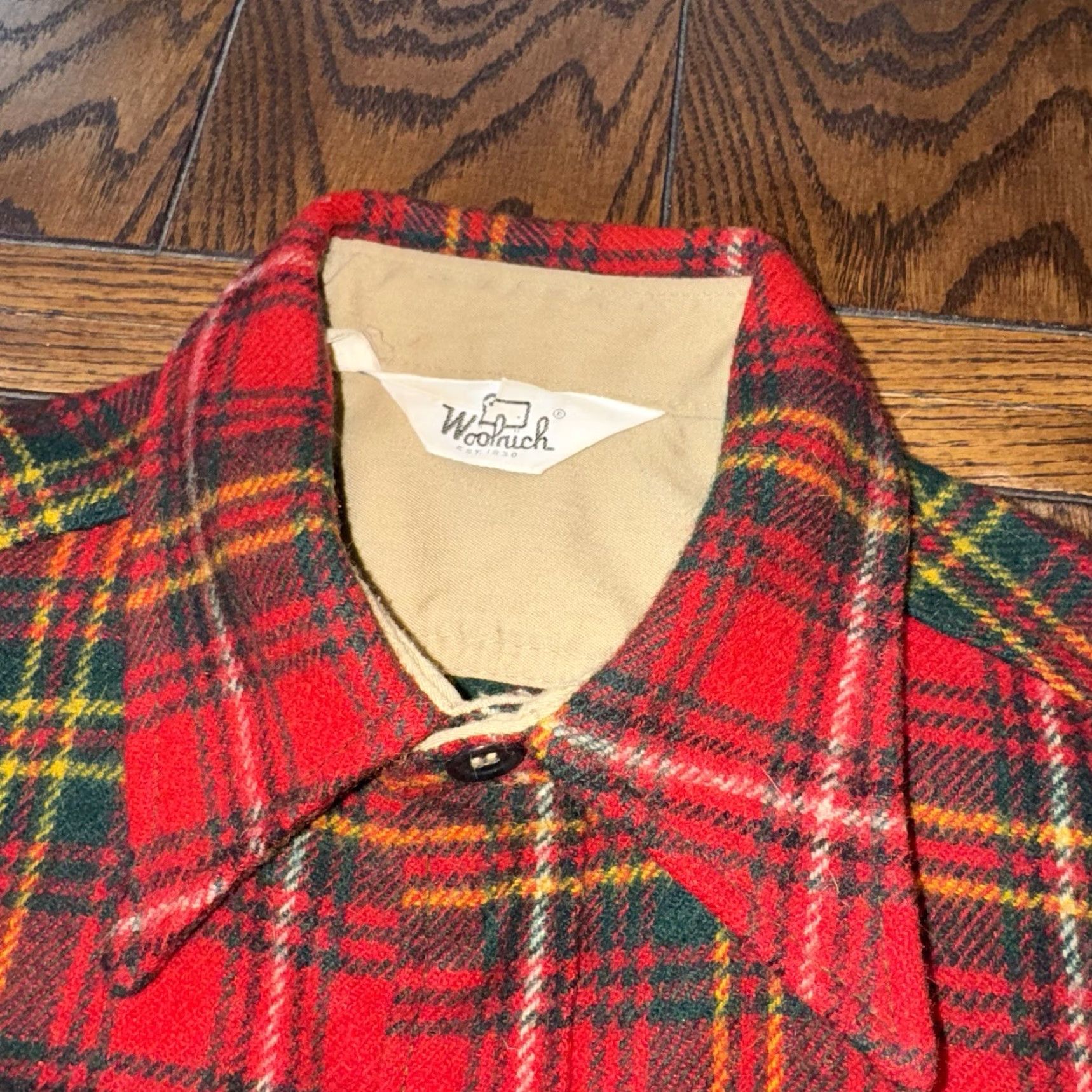 Vintage VINTAGE Woolrich Mens L Flannel Shirt Button Front Wool Plaid Red Size US L / EU 52-54 / 3 - 4 Thumbnail