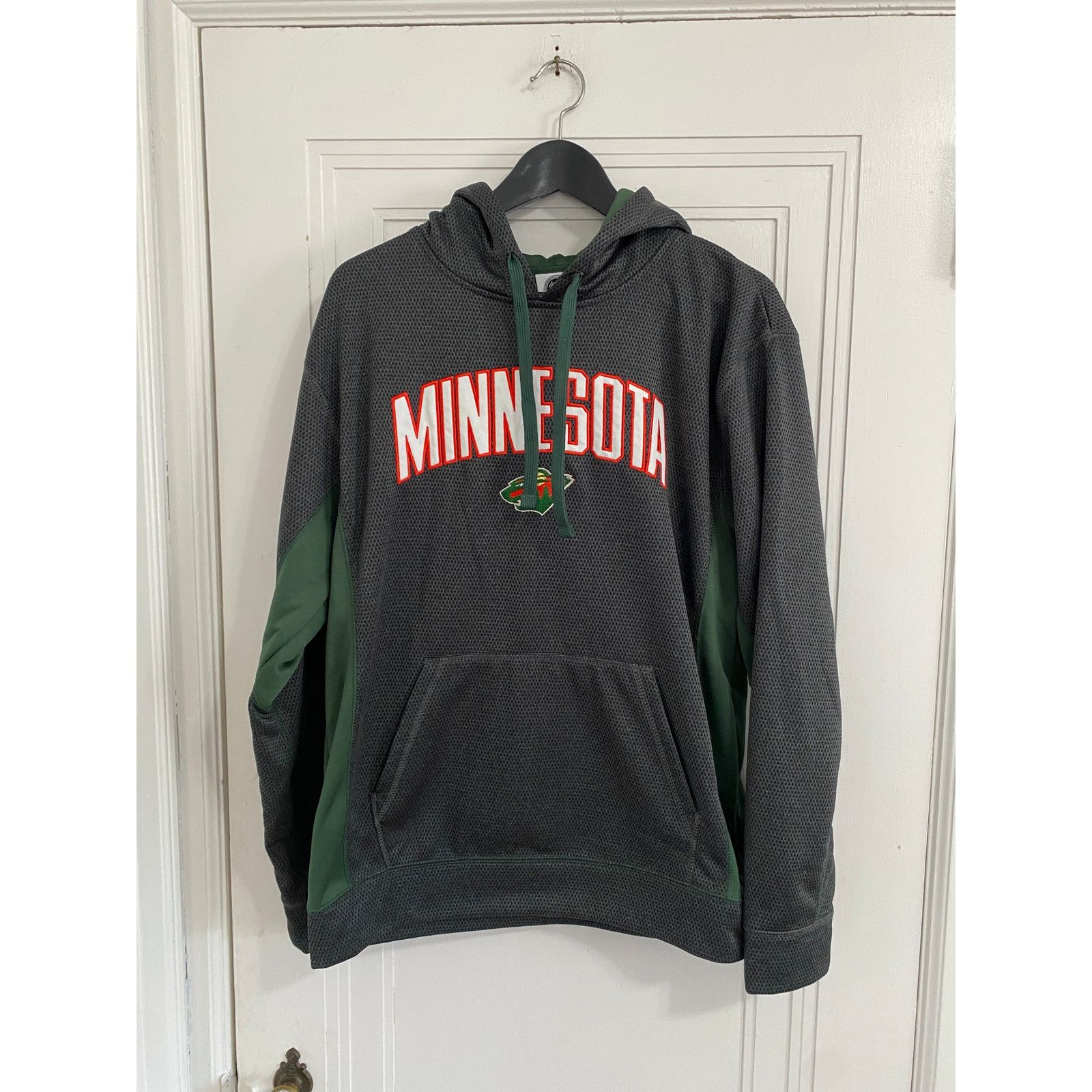 NHL Minnesota Wild Stitched NHL Hockey Hoodie Size Medium Size US M / EU 48-50 / 2 - 2 Thumbnail