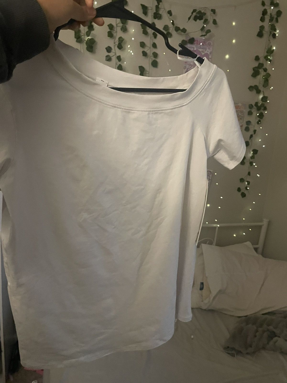 Lululemon White off the shoulder lululemon top Size S / US 4 / IT 40 - 1 Thumbnail