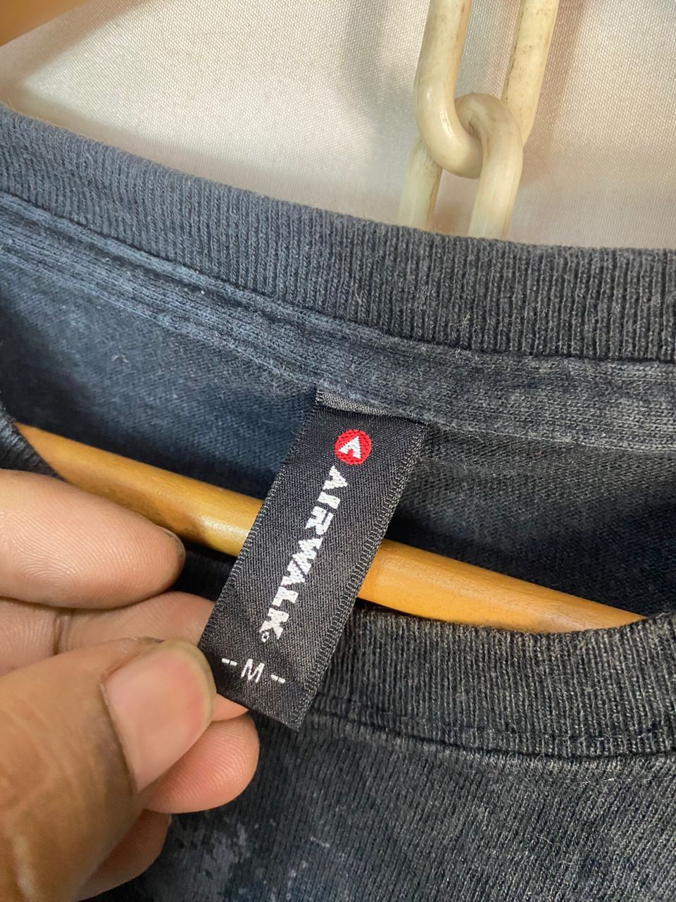 Airwalk Best price 🔥Airwalk spellout Tshirt Size US M / EU 48-50 / 2 - 5 Thumbnail