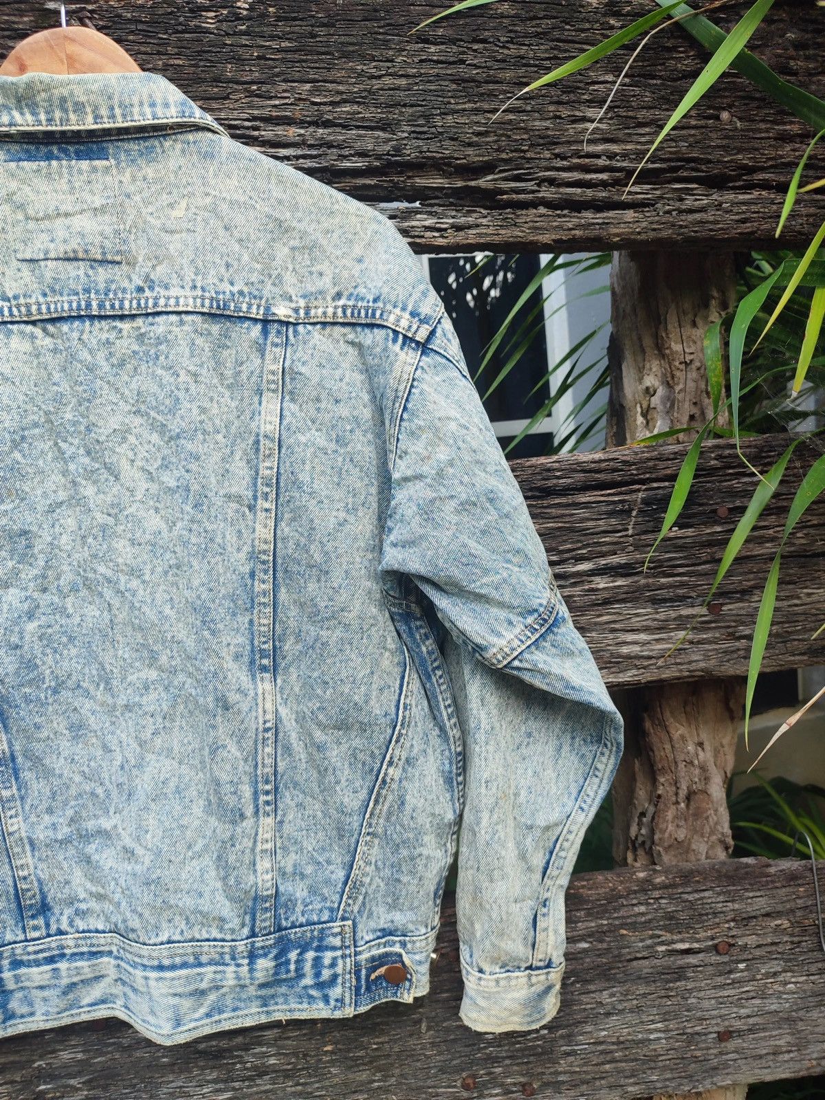 Other Vintage Campus In Acid Wash Denim Jacket – Made in Japan Size US M / EU 48-50 / 2 - 5 Thumbnail