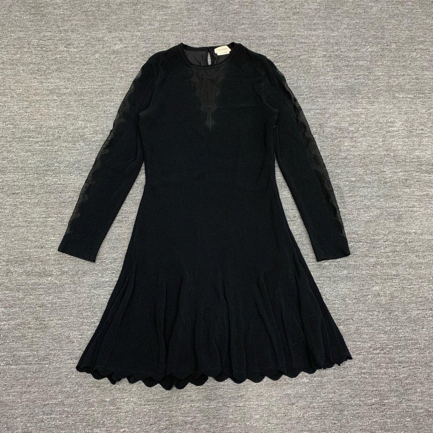 Alexander McQueen Alexander McQueen Black Knitted Lace Dress Size XL / US 12-14 / IT 48-50 - 1 Thumbnail