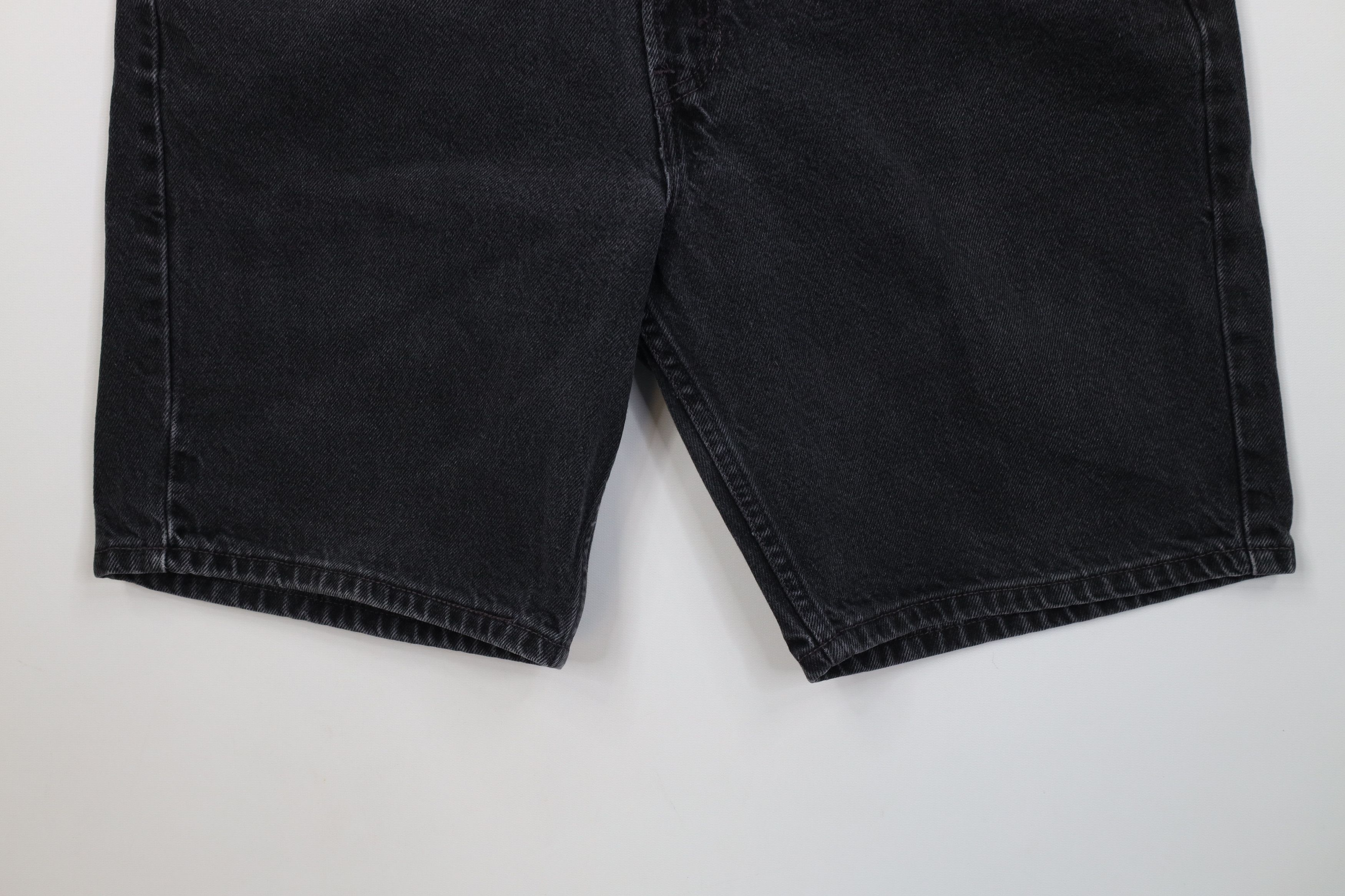 Levi's Vintage Y2K 2003 Levis 505 Fit Denim Jean Shorts Black Size US 36 / EU 52 - 4 Thumbnail