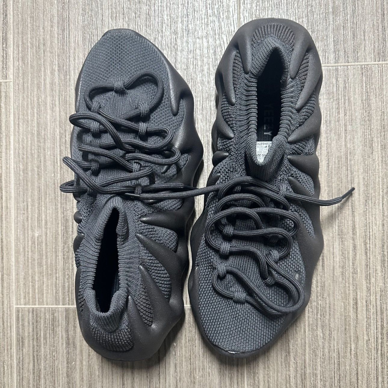 Yeezy YEEZY 450 SIZE 9 UTILITY BLACK AUTHENTIC Size US 9 / EU 42 - 4 Thumbnail