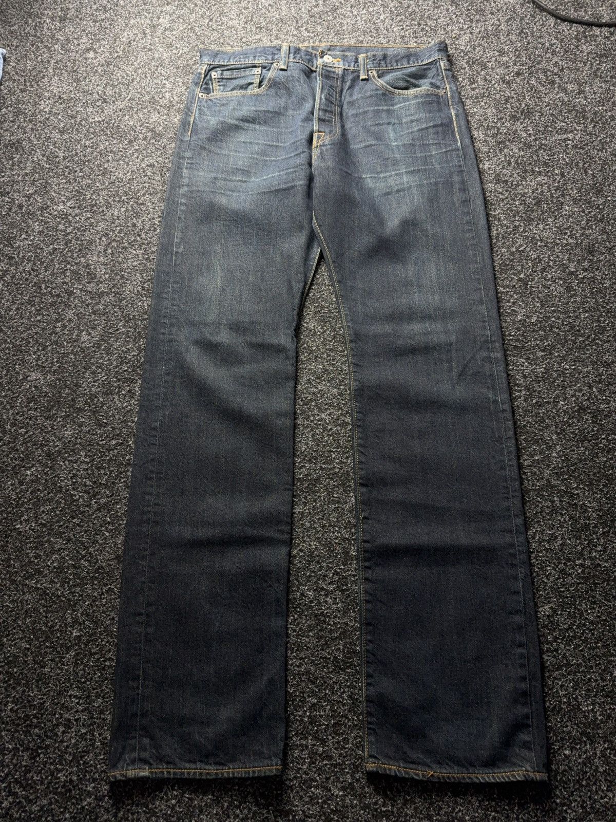 00s Y2K USA Levi’s 501 Dark Wash Straight Leg Jeans W34