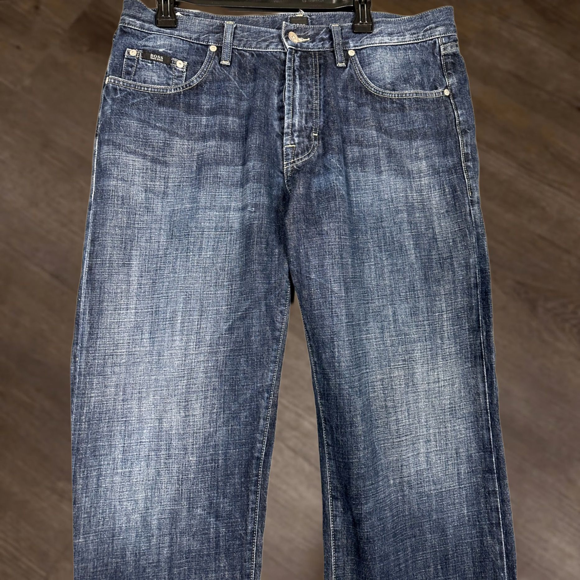 Hugo Boss HUGO BOSS Jeans Jacksons Straight Dark Wash Blue Denim 36x32 Mens Regular 5-Pocket Denim Button Fly Blue Jeans Men Size US 36 / EU 52 - 1 Thumbnail