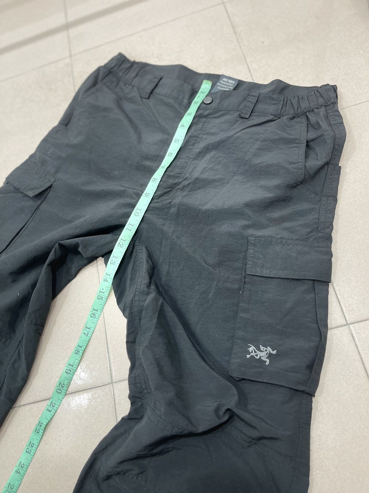 Arc'teryx Arcteryx Cargo Black Hiking Pants Size US 33 - 12 Thumbnail