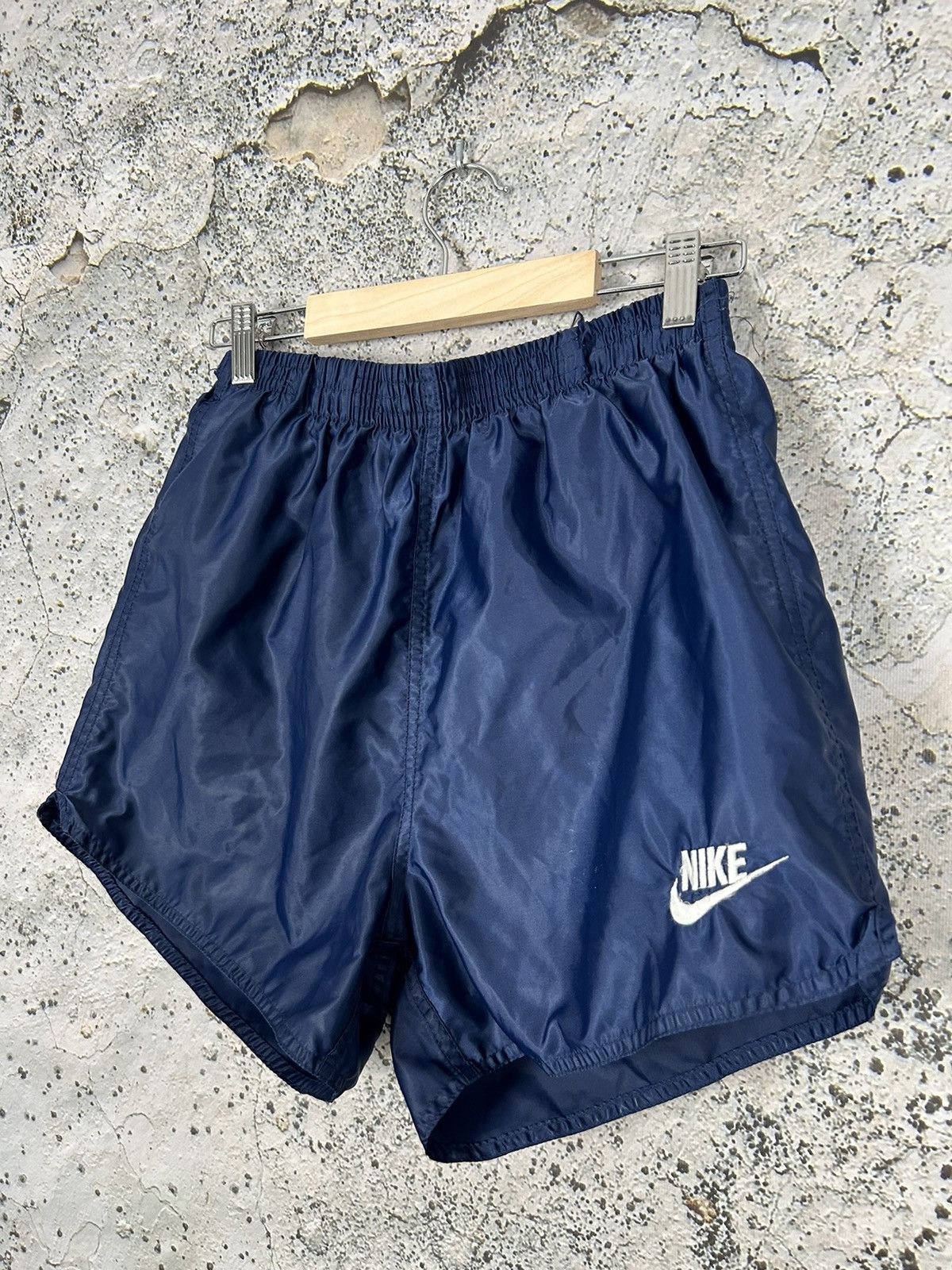 Nike Vintage Nike 90s Archival Sportswear Shorts Swoosh Rare Size US 32 / EU 48 - 2 Thumbnail