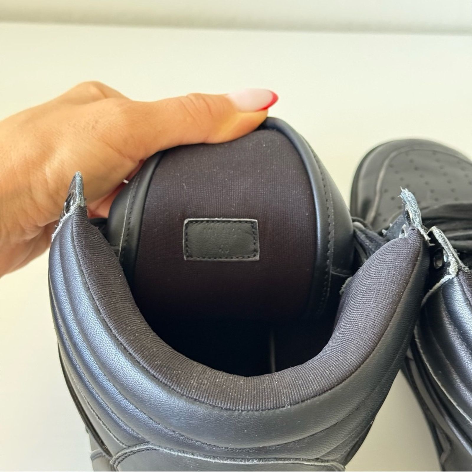 Celine CELINE Black Leather High-Top Sneakers – Size 40, Like New! Size US 7 / EU 40 - 7 Thumbnail