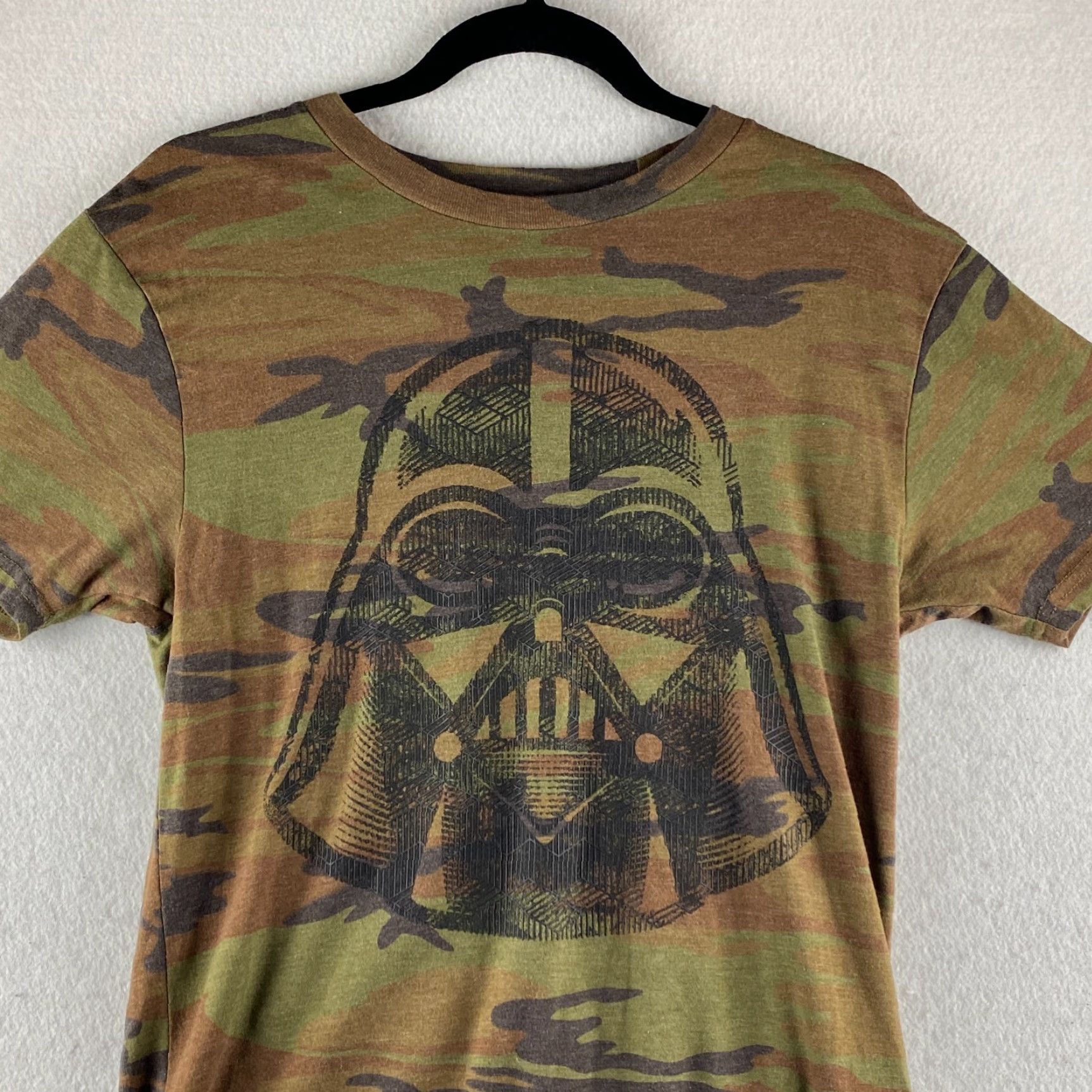 Disney Disney Star Wars Shirt Mens Small S Green Camo Darth Vader Tee Size US S / EU 44-46 / 1 - 2 Thumbnail