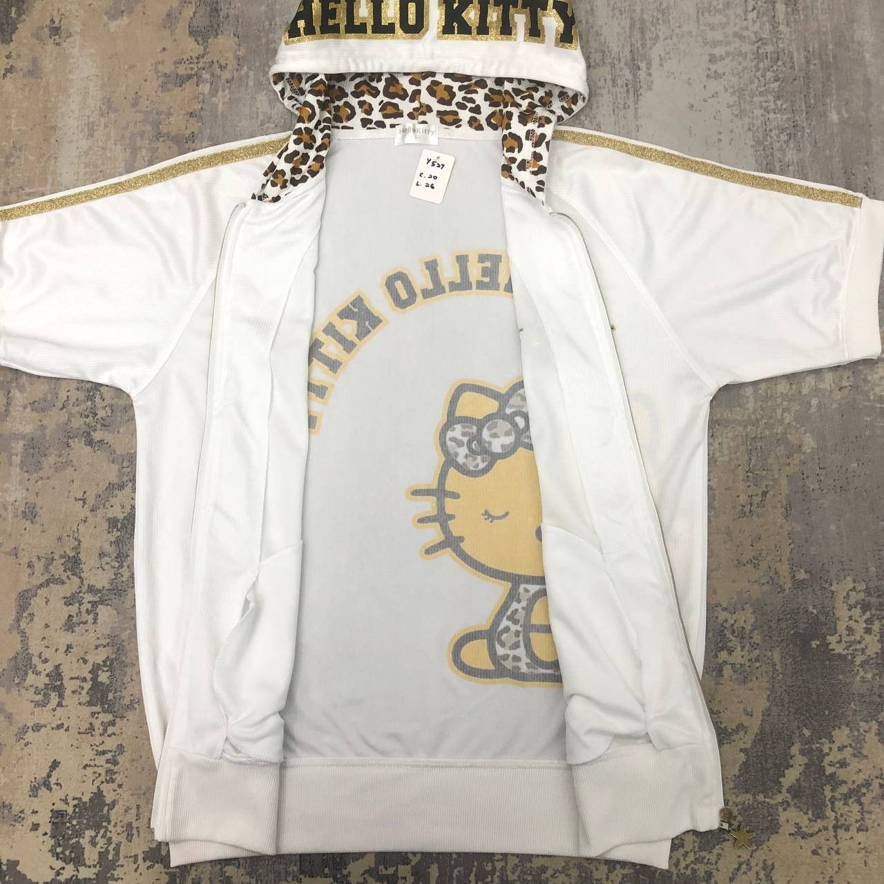 Japanese Brand Y527 HELLO KITTY HOODIES Size L / US 10 / IT 46 - 3 Thumbnail