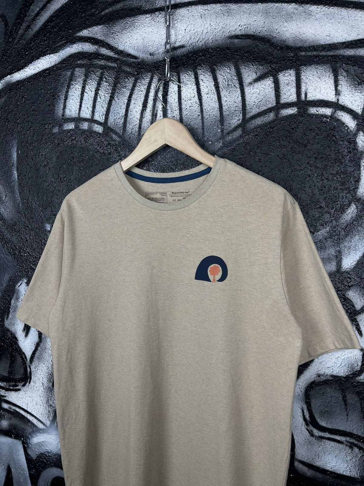Patagonia Patagonia Big Logo T-Shirt Men’s Size S Size US S / EU 44-46 / 1 - 5 Thumbnail