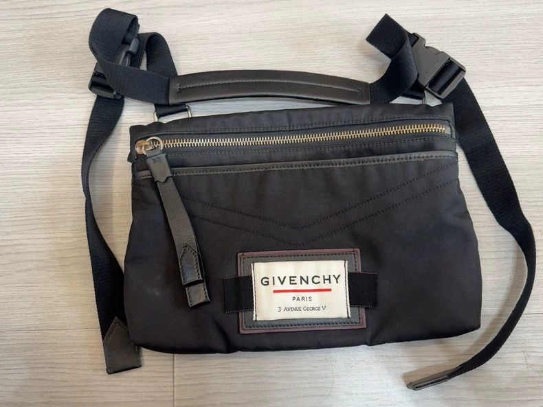 Other Givenchy Shoulder Bag, Classic Black Size ONE SIZE - 1 Thumbnail