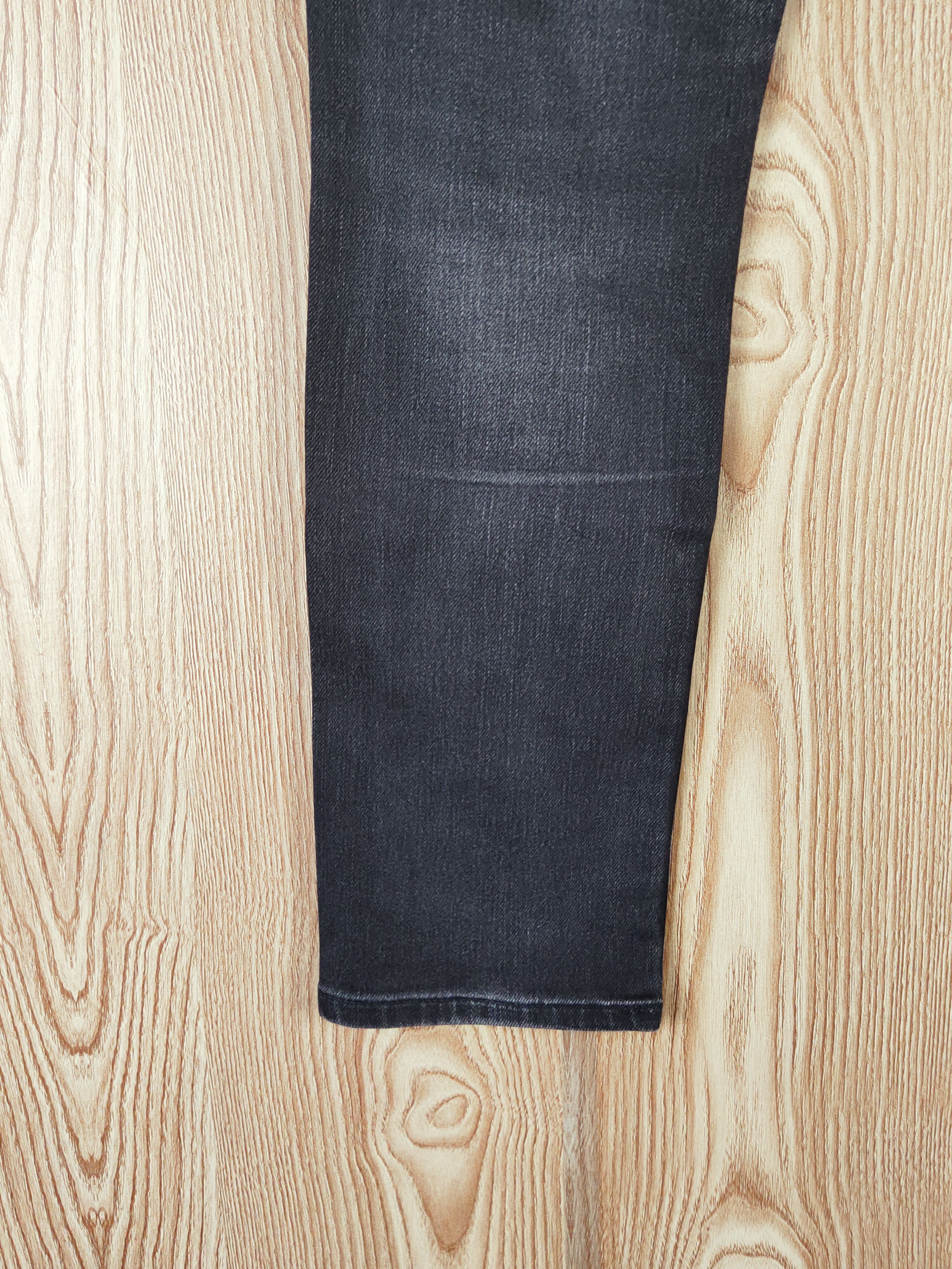 Japanese Brand Uniqlo Black Distressed Ripped Jeans #W231 Size 26" / US 2 / IT 38 - 9 Thumbnail
