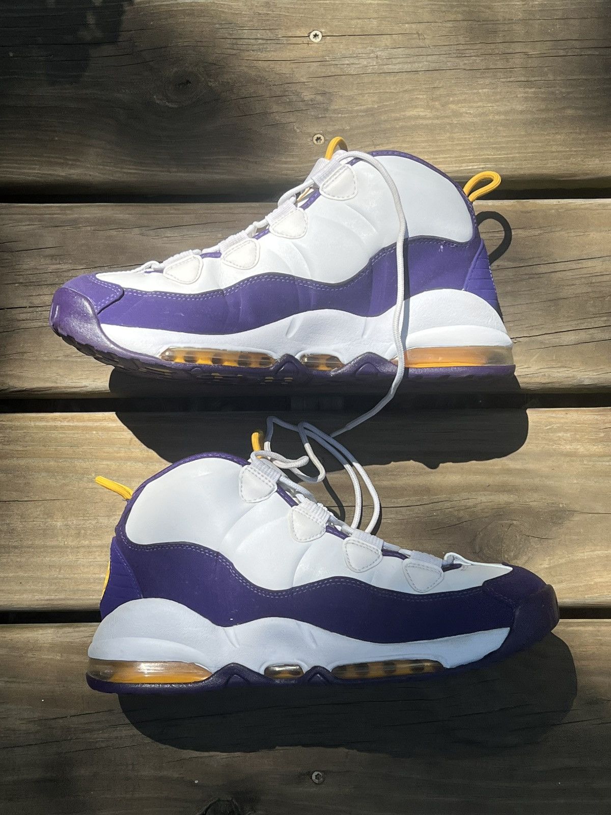 Nike Nike Air Max Uptempo Size US 9.5 / EU 42-43 - 2 Thumbnail