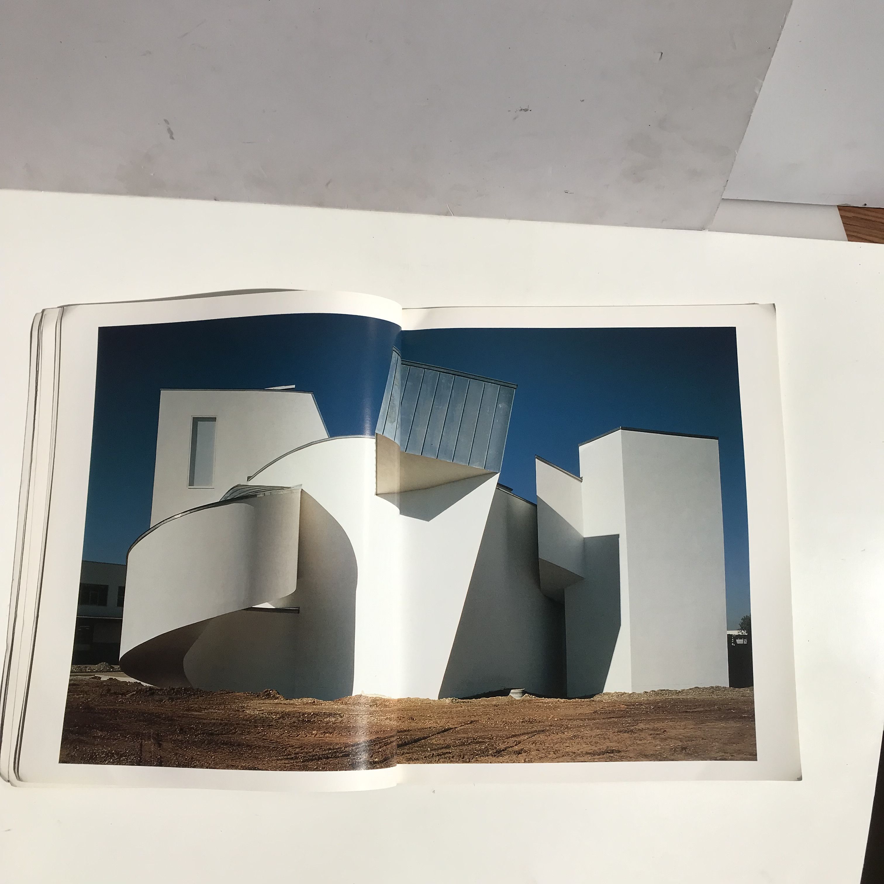 Designer Andreas C. Papadakis Deconstruction III New Ed (Architectura Size ONE SIZE - 4 Thumbnail