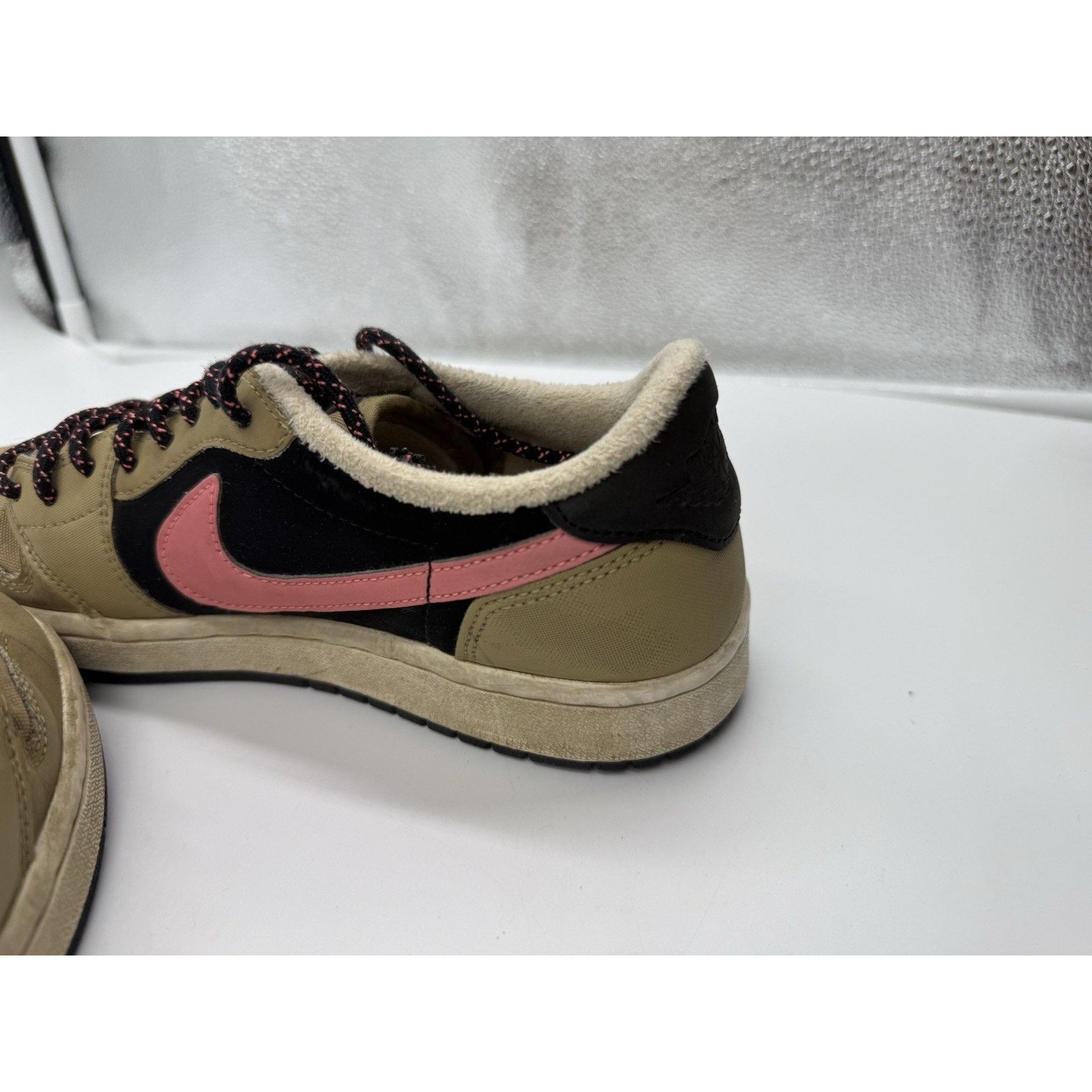Jordan Brand Size 8 - Air Jordan 1 Retro Fleece Low Parachute Beige W Size US 8 / IT 38 - 7 Thumbnail