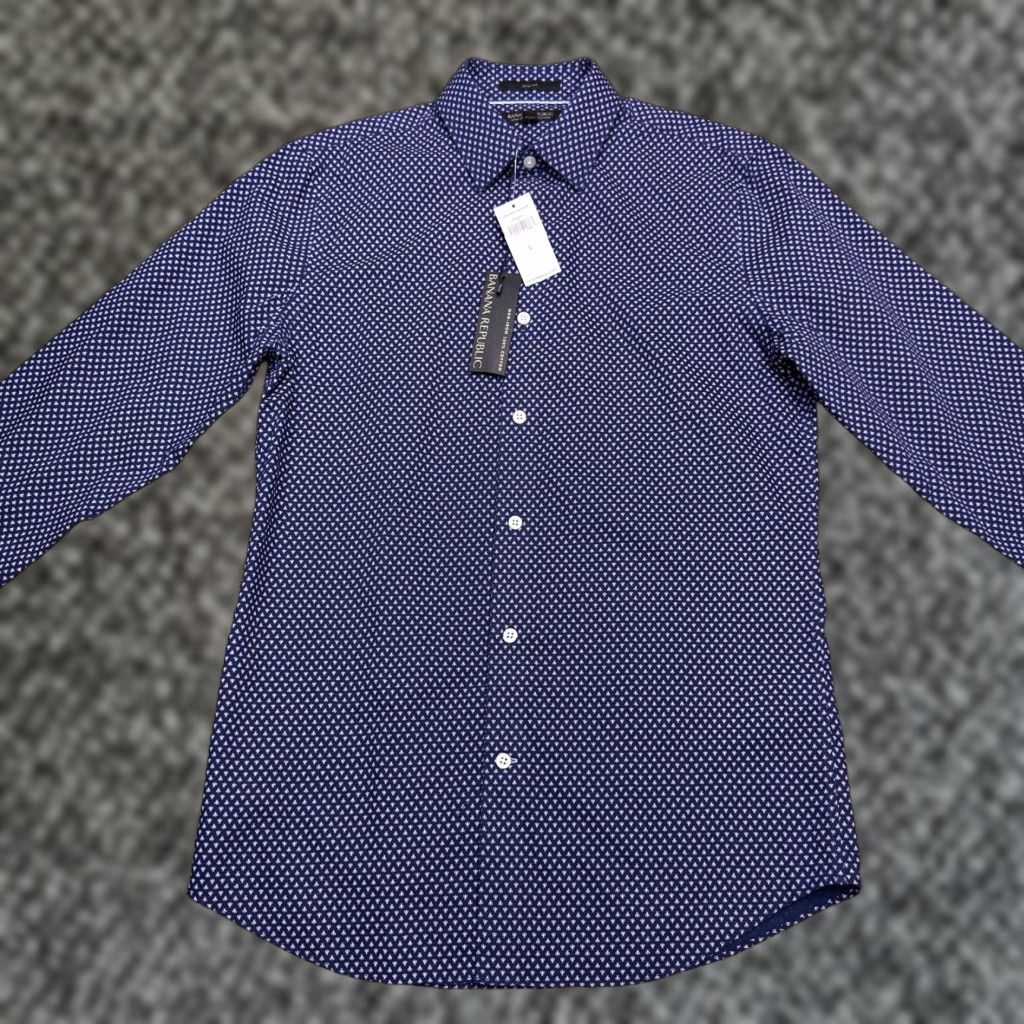Banana Republic Banana Republic Slim Fit Shirt Mens S Blue Button-Up Non Iron Bee Print New Size US S / EU 44-46 / 1 - 1 Thumbnail