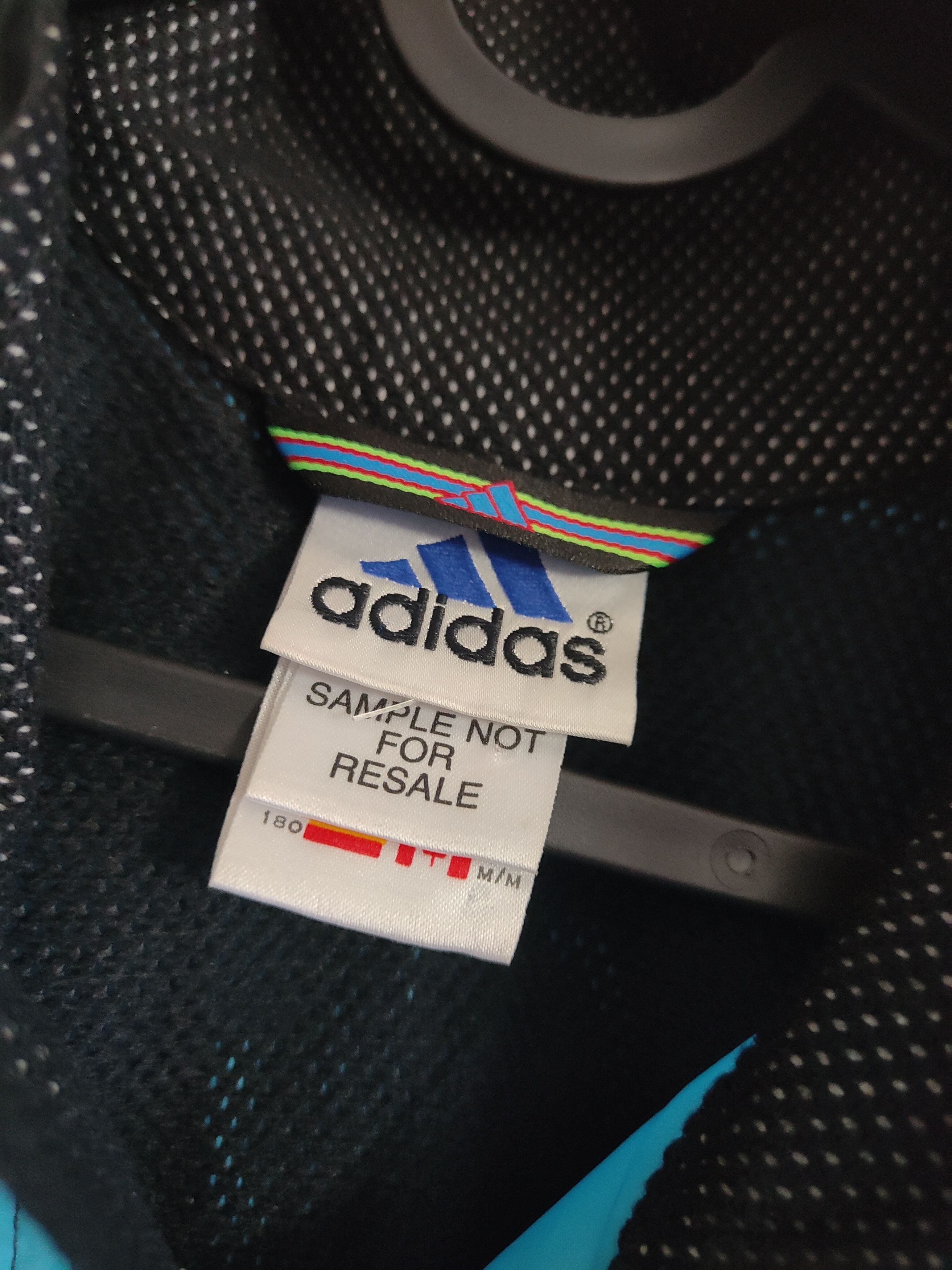 90s/00s Vintage Adidas Fullzip Windbreaker Sample