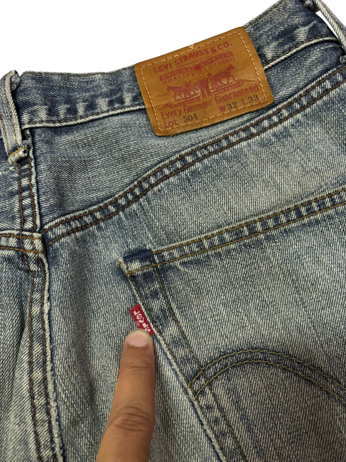 Levi's Vtg 90s Levis 504 Distressed Jeans Size US 31 - 7 Thumbnail