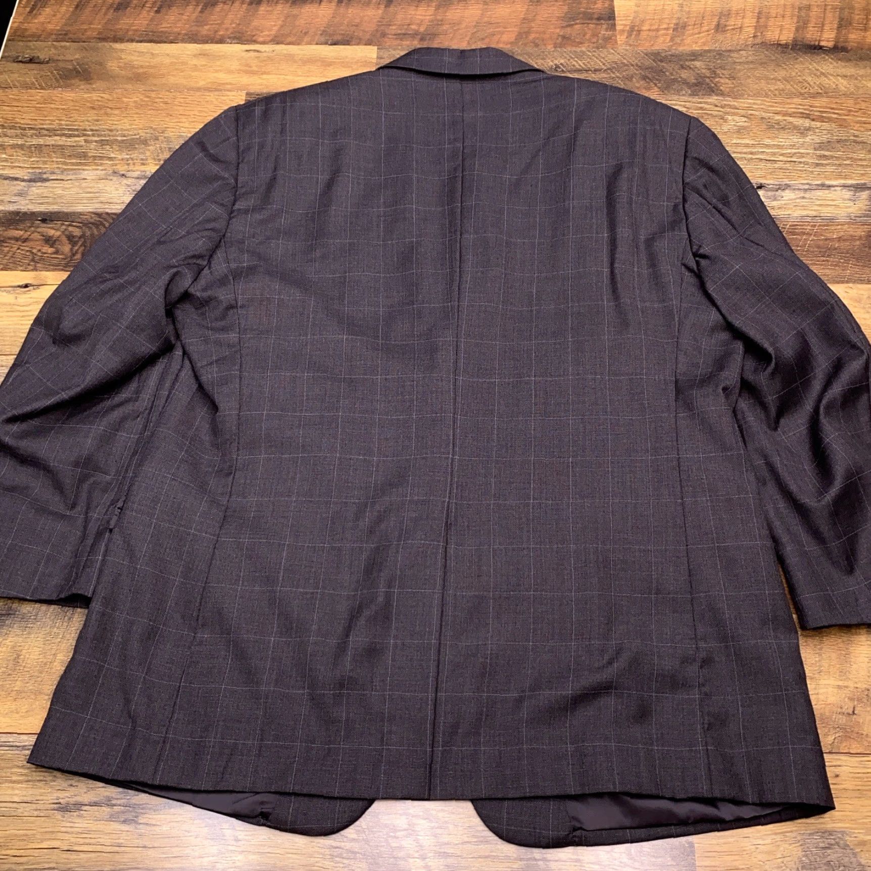 Jos. A. Bank Jos. A. Bank Blazer Sport Coat 48R Gray Windowpane Wool Slm Notch Single-Breasted Two-Button Mens Jacket Coat Regular Vintage No Size 48R - 2 Thumbnail