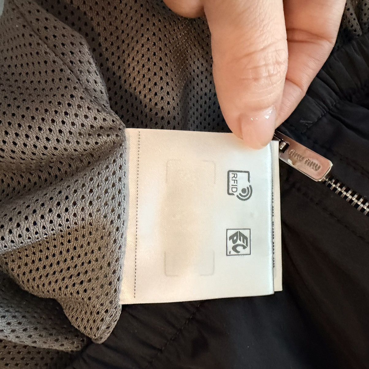Miu Miu Miumiu logo oversize track jacket 42 Size US L / EU 52-54 / 3 - 17 Thumbnail