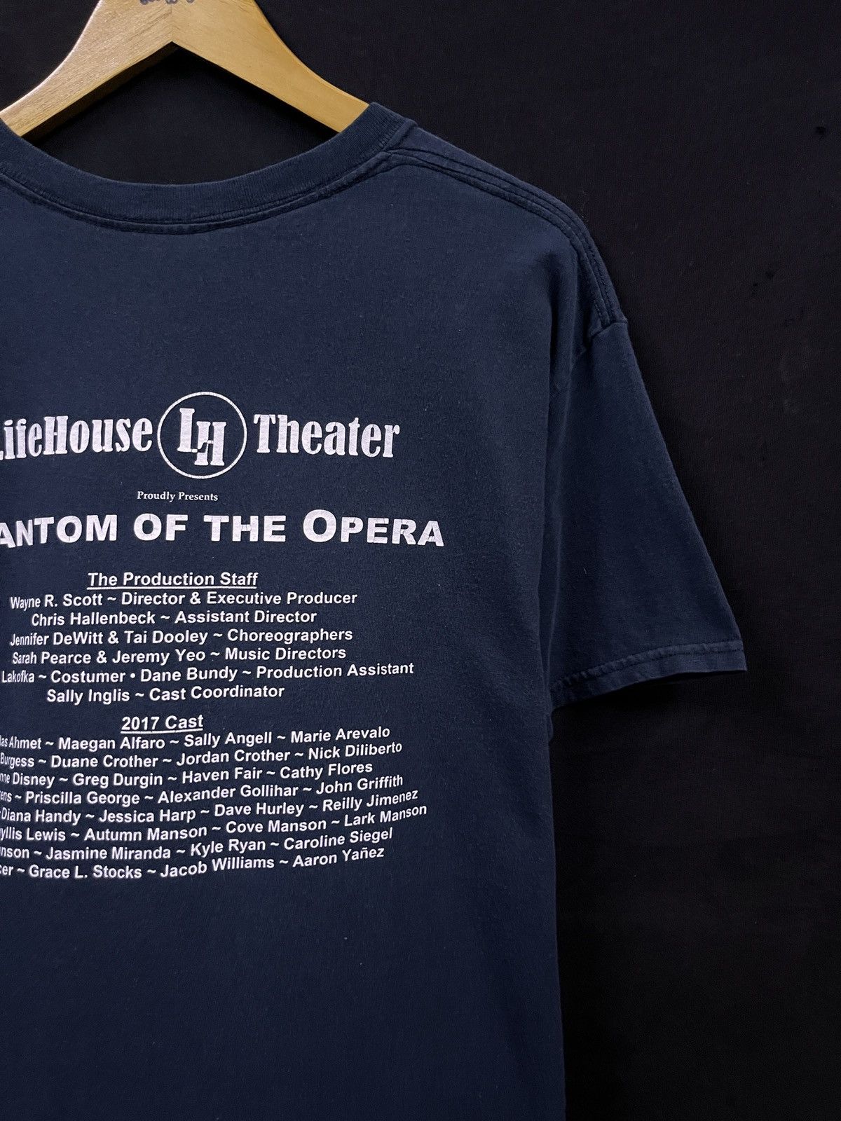 Band Tees VINTAGE THE PHANTOM OF THE OPERA BAND TSHIRT Size US L / EU 52-54 / 3 - 5 Thumbnail