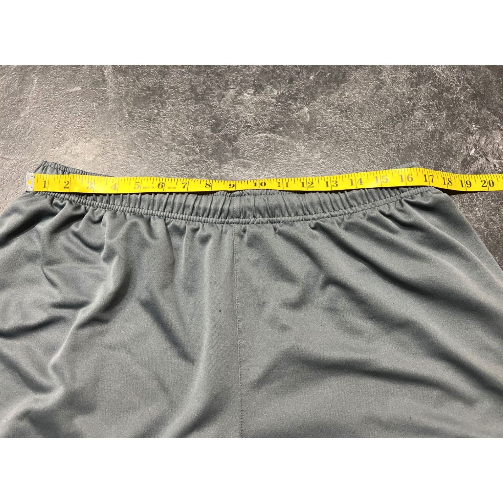 Nike Nike Men’s Dri-Fit Shorts Gray XL Running Shorts Athletic Pockets Adjustable Waist Lightweight Size US 36 / EU 52 - 5 Thumbnail