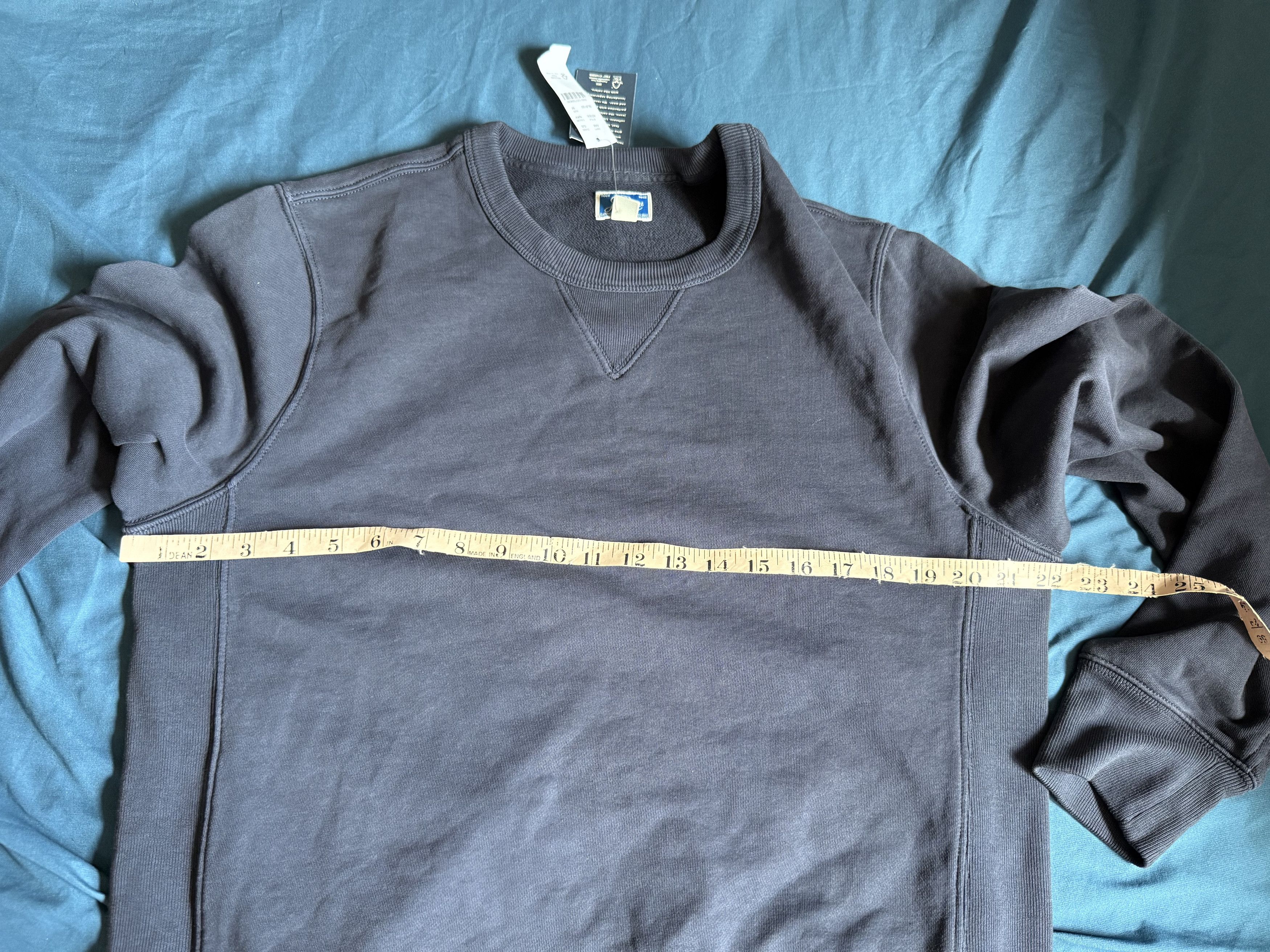 J.Crew J. Crew Garment-dyed french terry crewneck sweatshirt NAVY Size US M / EU 48-50 / 2 - 2 Thumbnail