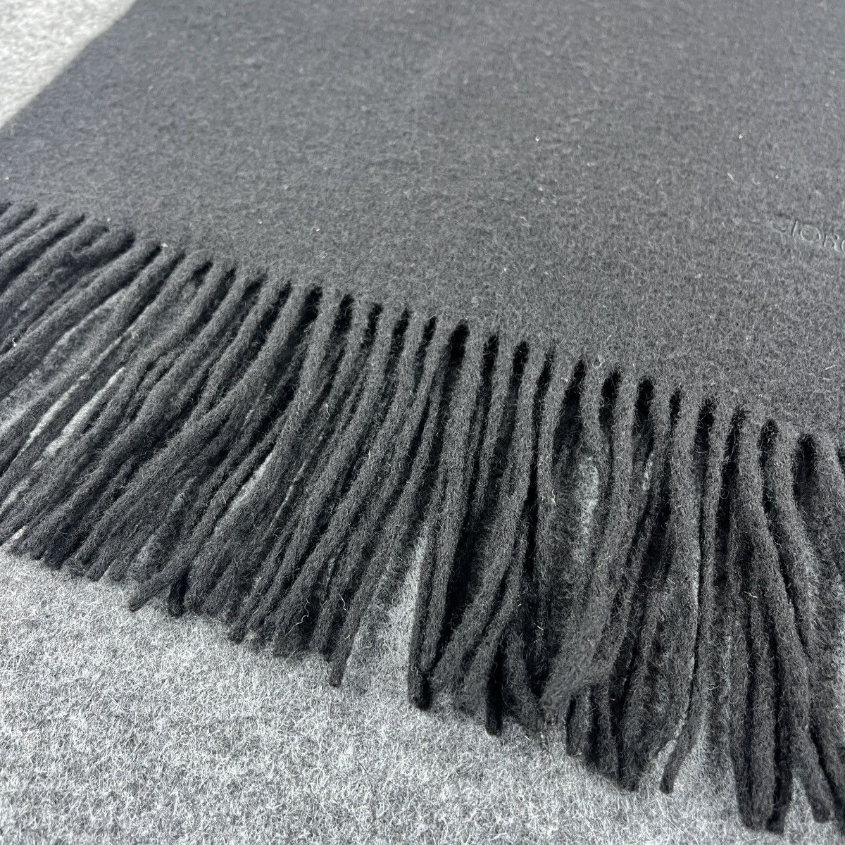 Giorgio Armani Giorgio Armani Scarf / Muffler / Neckwear T1426 Size ONE SIZE - 10 Thumbnail