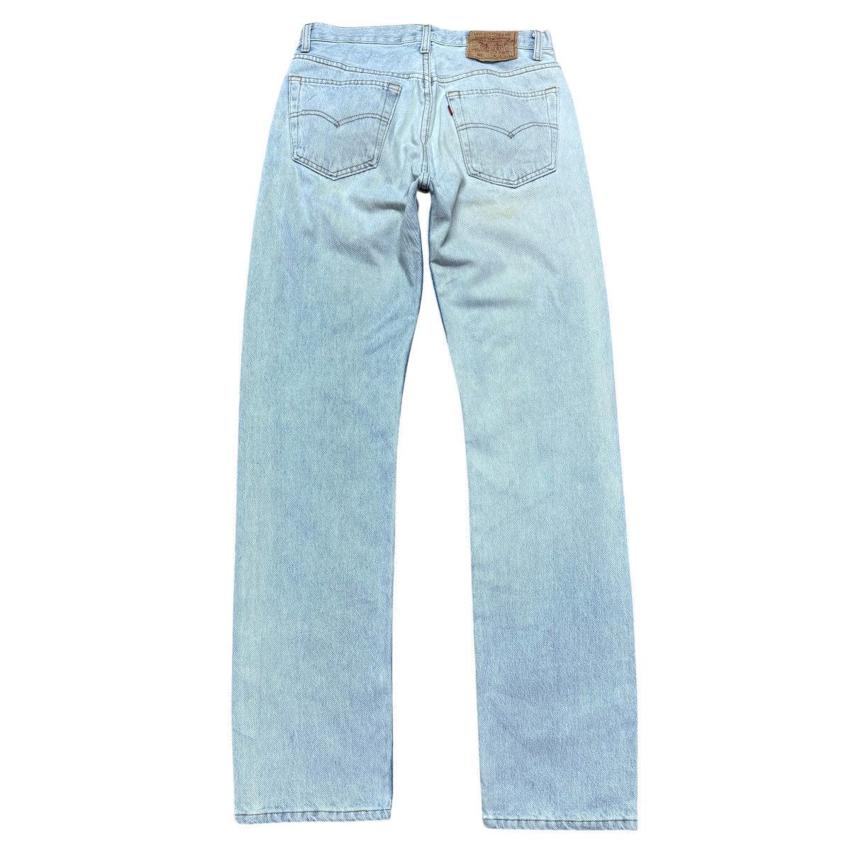 Levi's Vintage Levis 501 Faded Blue Jeans Size US 31 - 2 Thumbnail