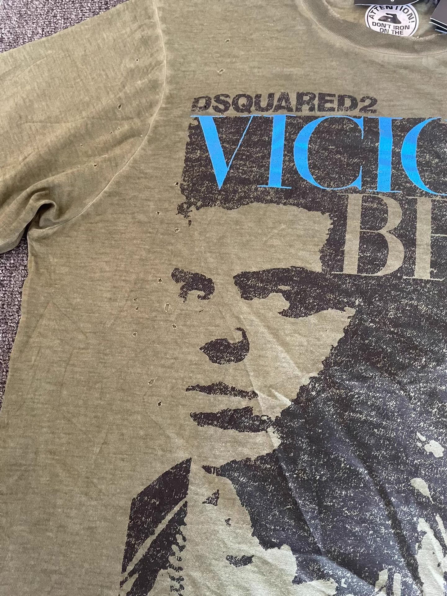 Dsquared2 DSquared2 (D2) T-shirt, Size US S / EU 44-46 / 1 - 3 Thumbnail