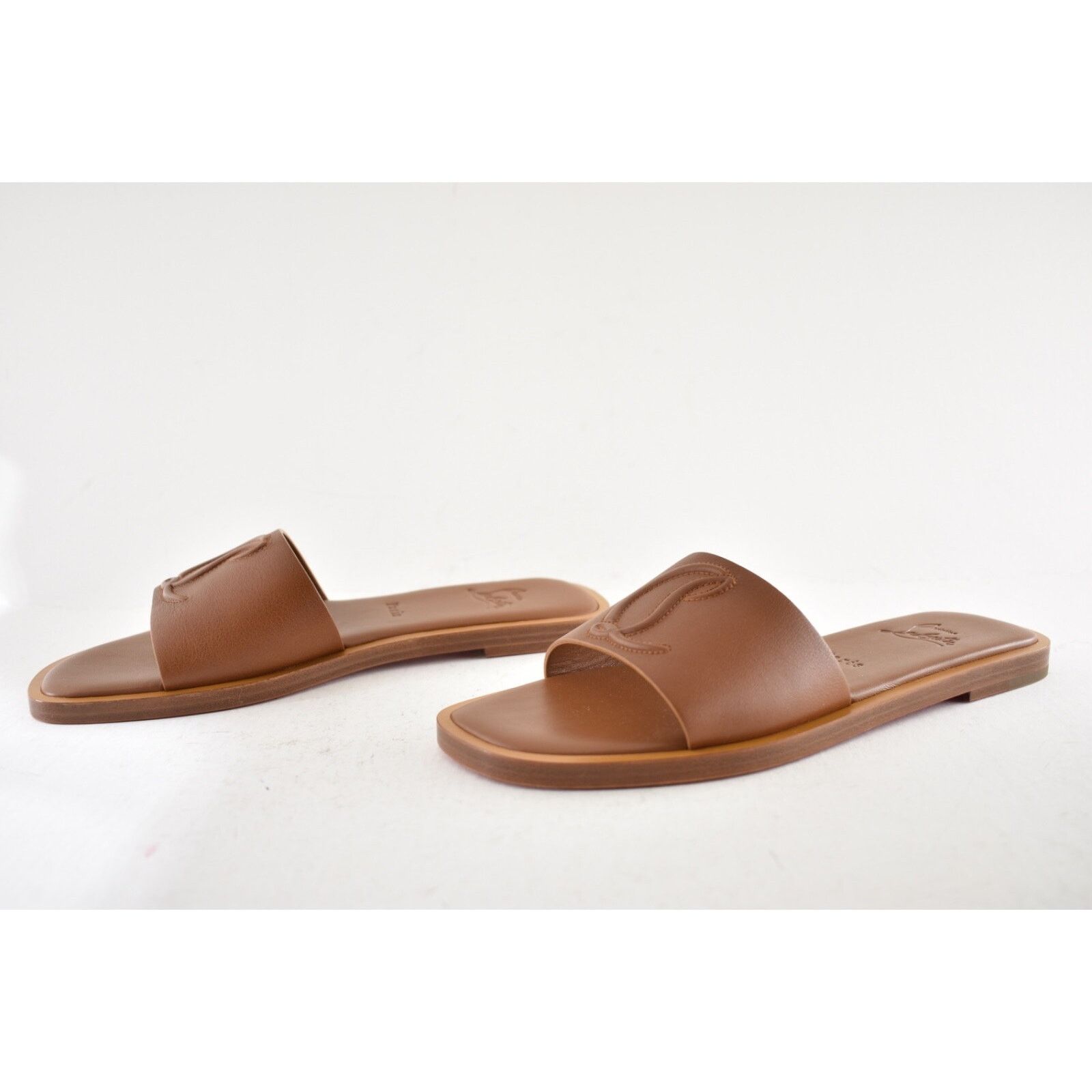 Christian Louboutin Christian Louboutin CL Mule Flat Cuoio Brown Leather Slide Size US 10 / IT 40 - 13 Thumbnail