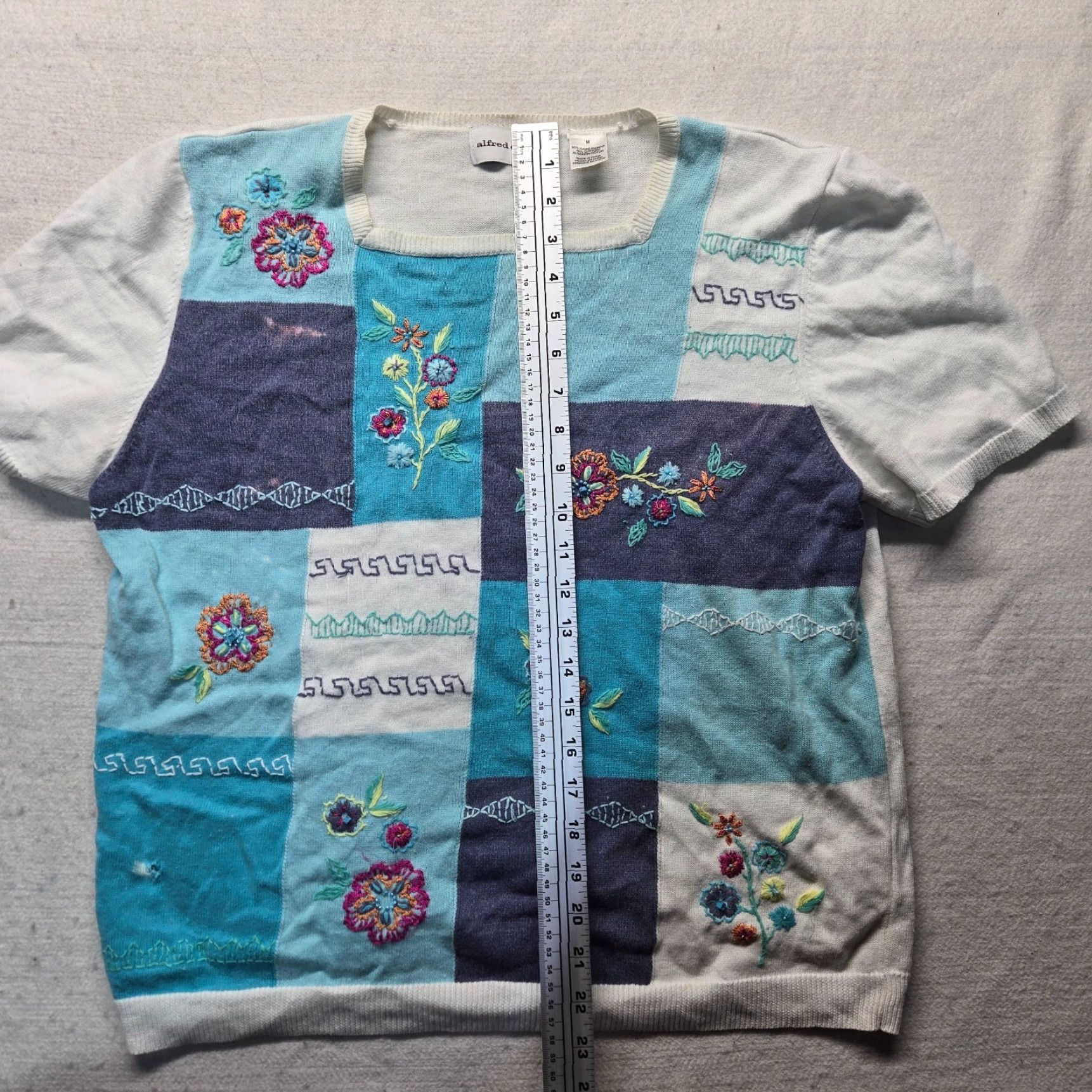 Vintage Alfred Dunner Sweater Embroidered Floral Flowers Beaded Ramie Adult Women Size M Size M / US 6-8 / IT 42-44 - 6 Thumbnail
