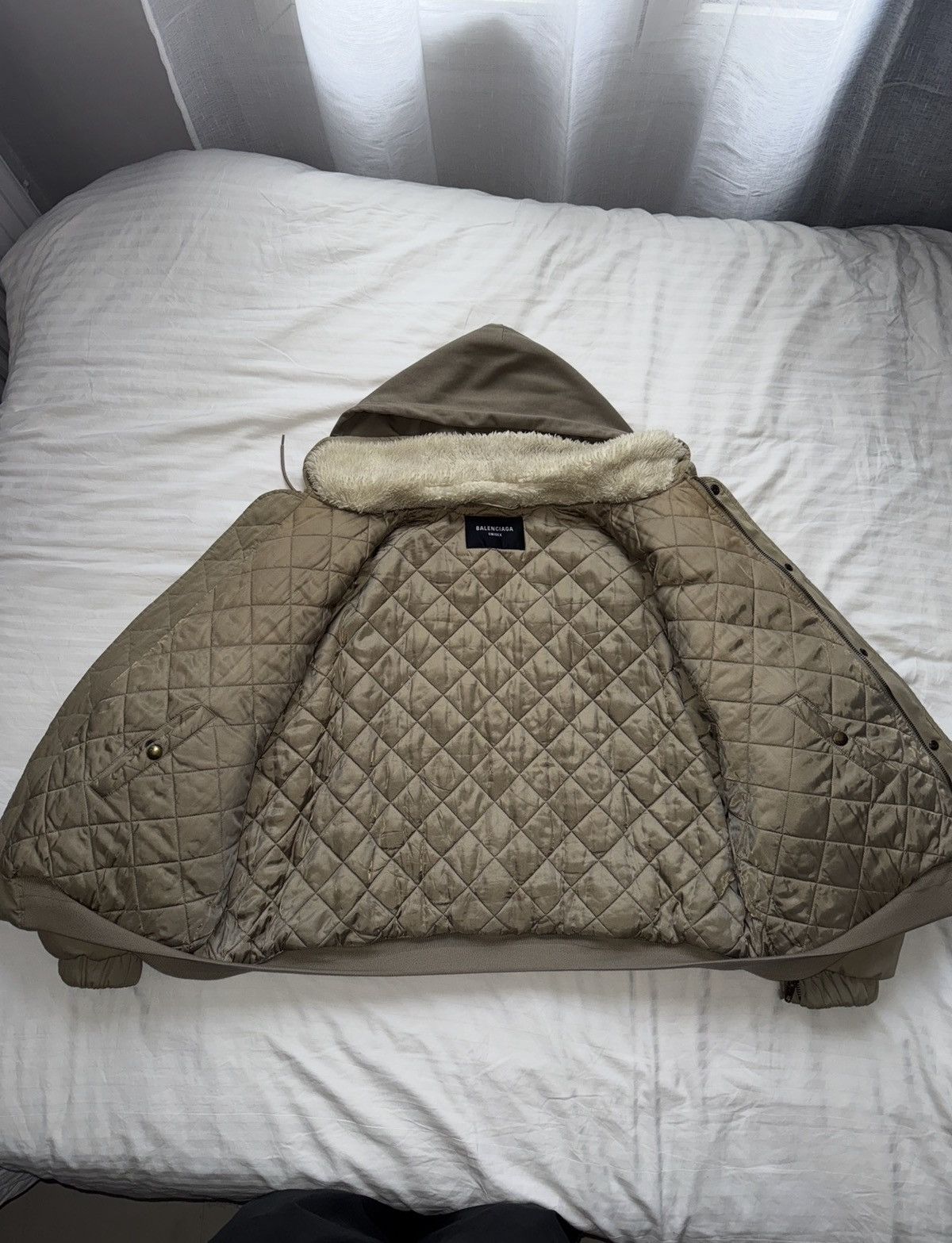 Balenciaga Balenciaga Red Carpet Unity Bomber Size US S / EU 44-46 / 1 - 3 Thumbnail