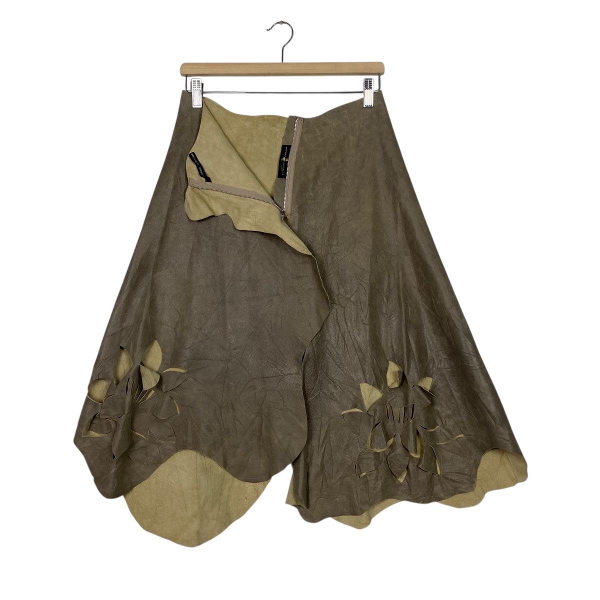 Hiroko Koshino Homme Hiroko Koshino couture trunk skirt Size 28" / US 6 / IT 42 - 9 Thumbnail