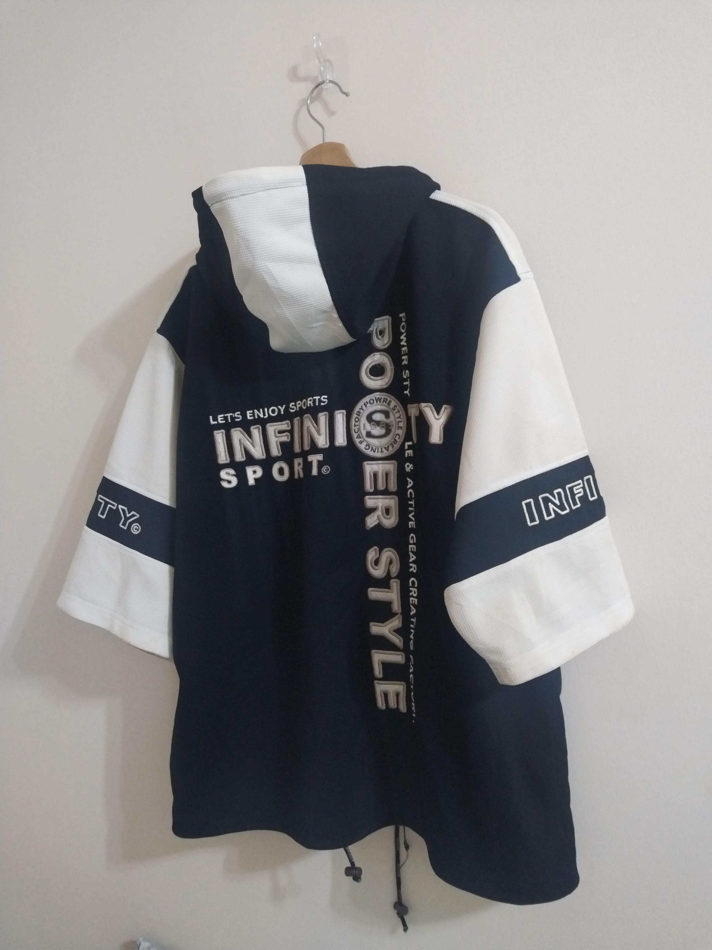 Designer × Japanese Brand Oversized Hoodies Big Logo Designed Size US XL / EU 56 / 4 - 3 Thumbnail