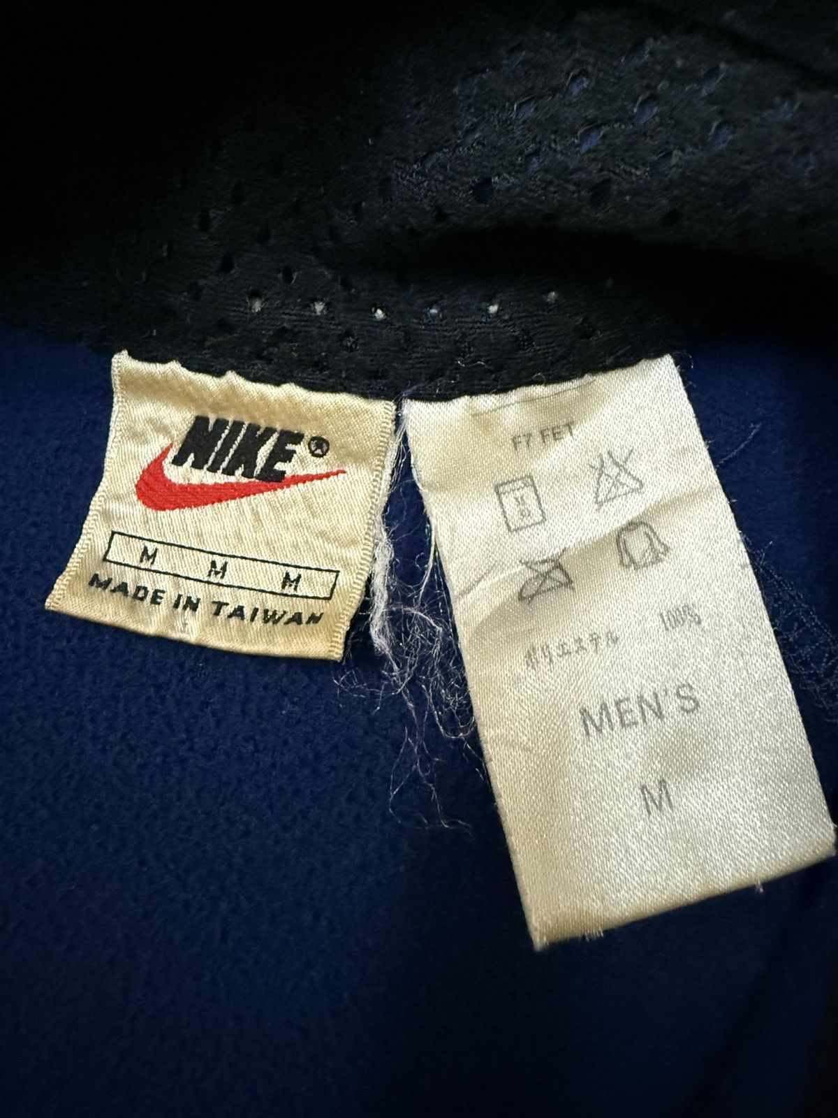 Nike × Vintage Vintage 90s Nike Thermafit Halfzipper Fleece Sweater Size US S / EU 44-46 / 1 - 8 Thumbnail