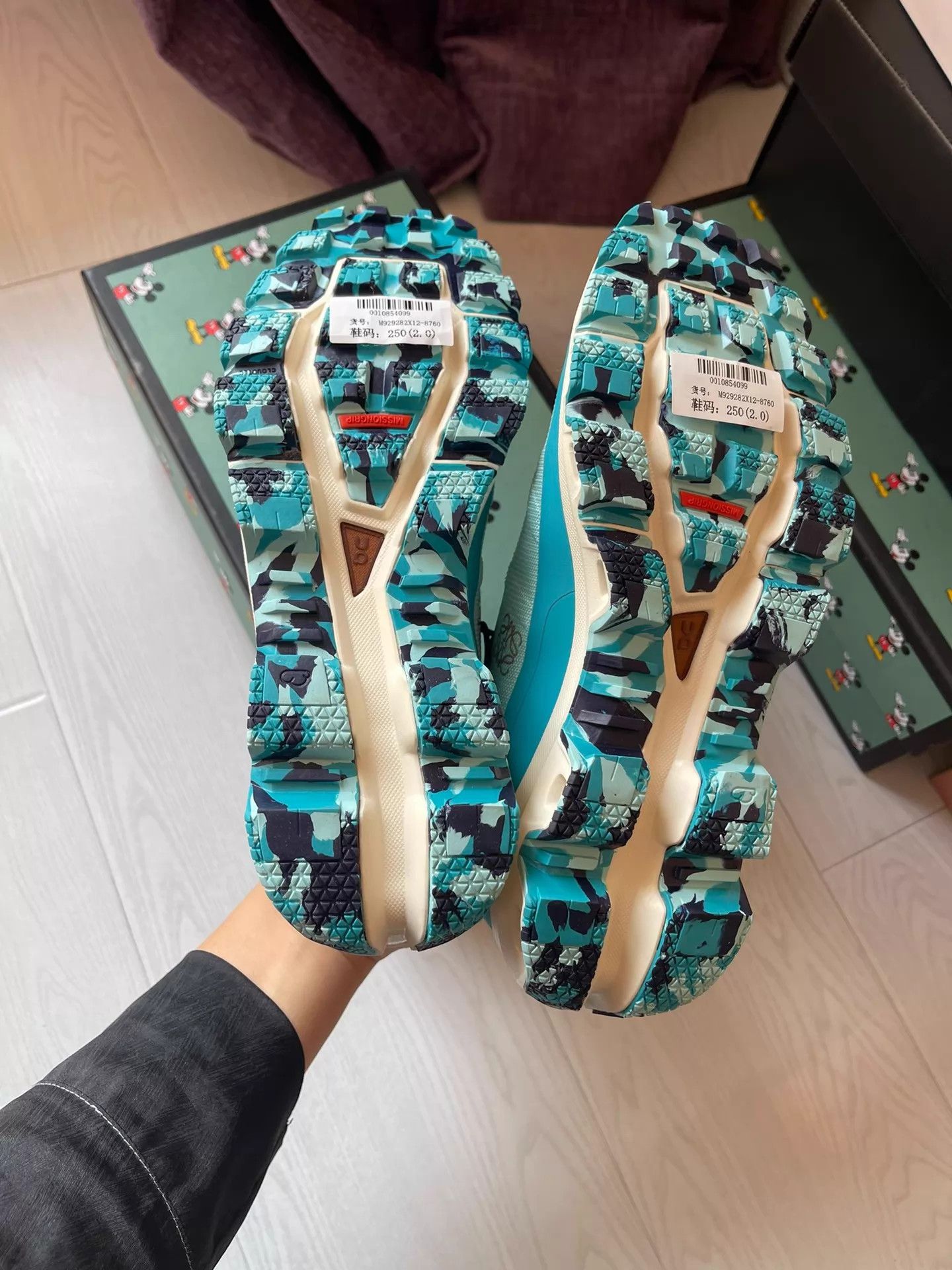 Loewe LOEWE Unisex Collab Sneakers 40 New (Side & Tongue Logo) Size US 7 / EU 40 - 4 Thumbnail